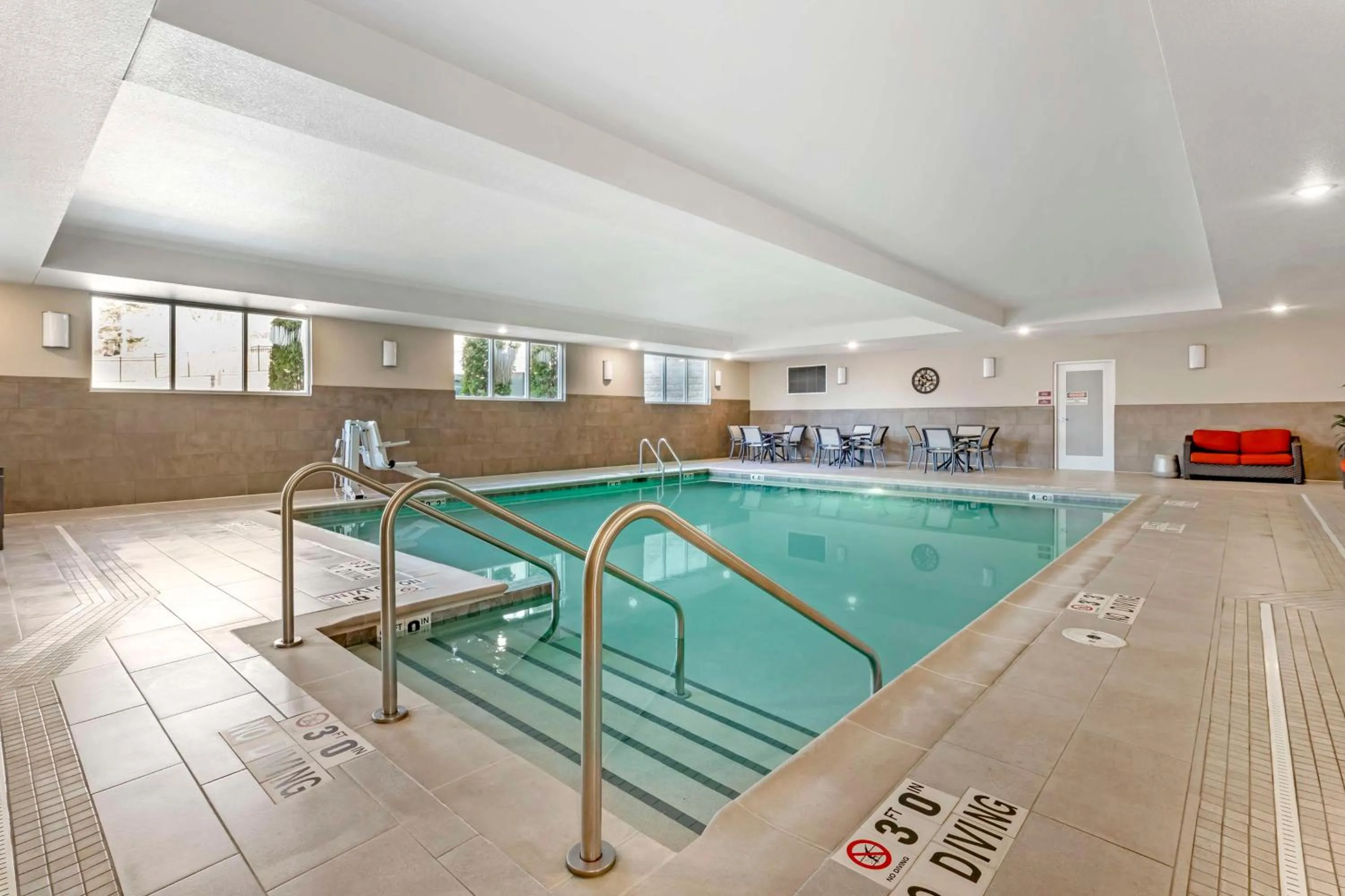 Pool view in Best Western Plus LaCrescent - LaCrosse