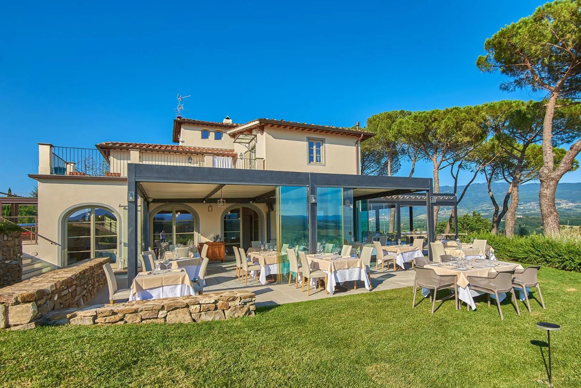 Restaurant/places to eat in Resort 37