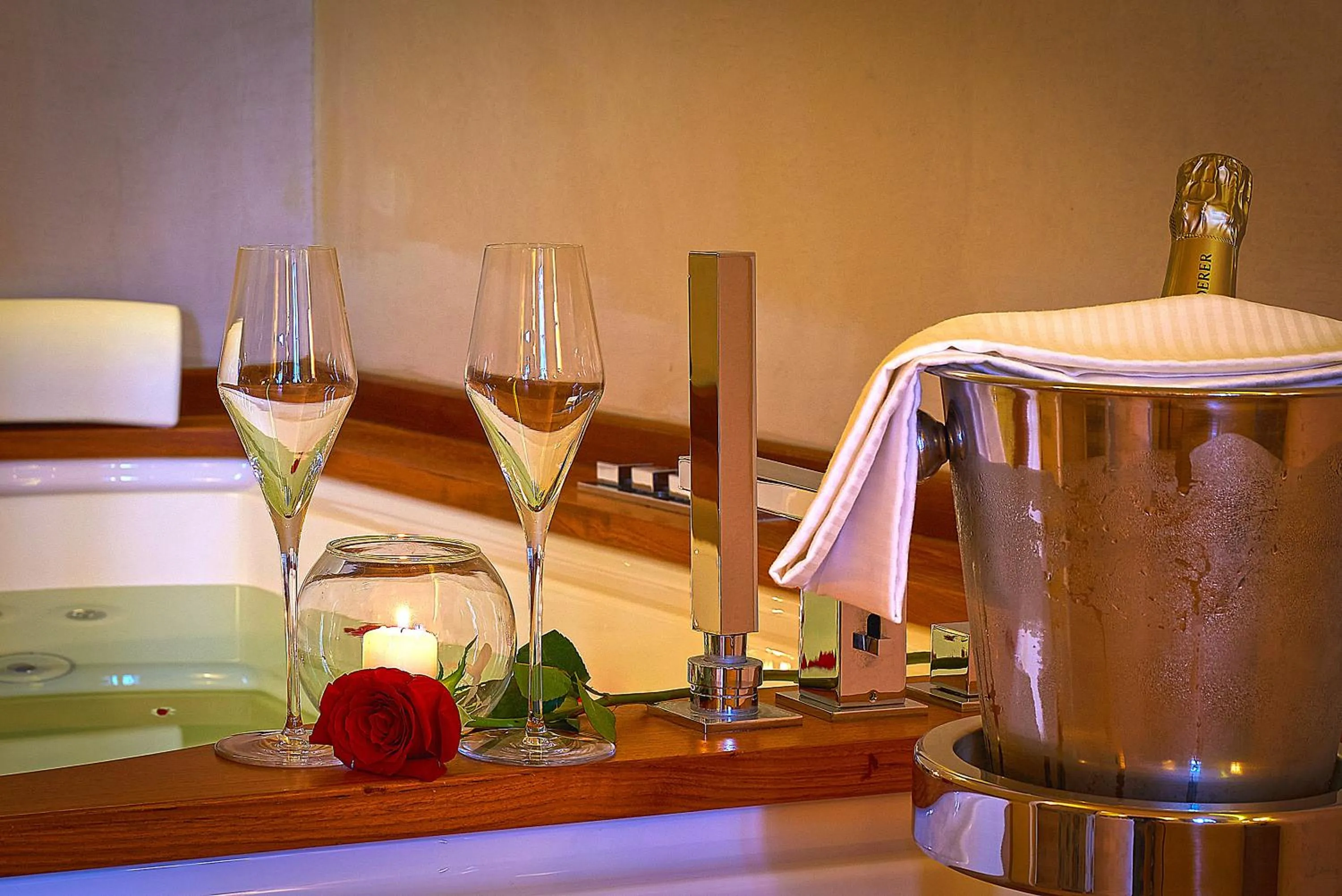 Hot Tub in Resort 37