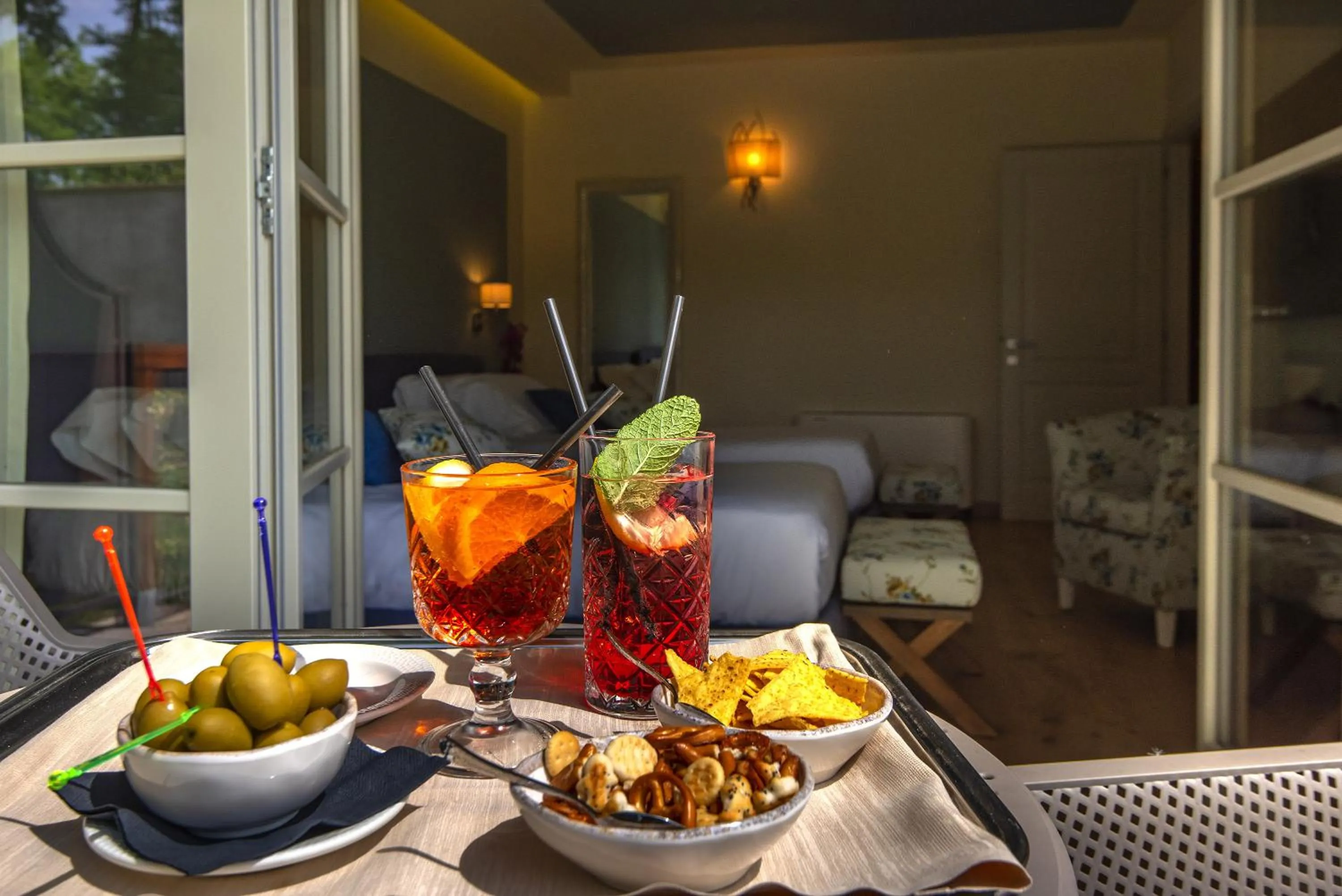 Food and drinks in Resort 37