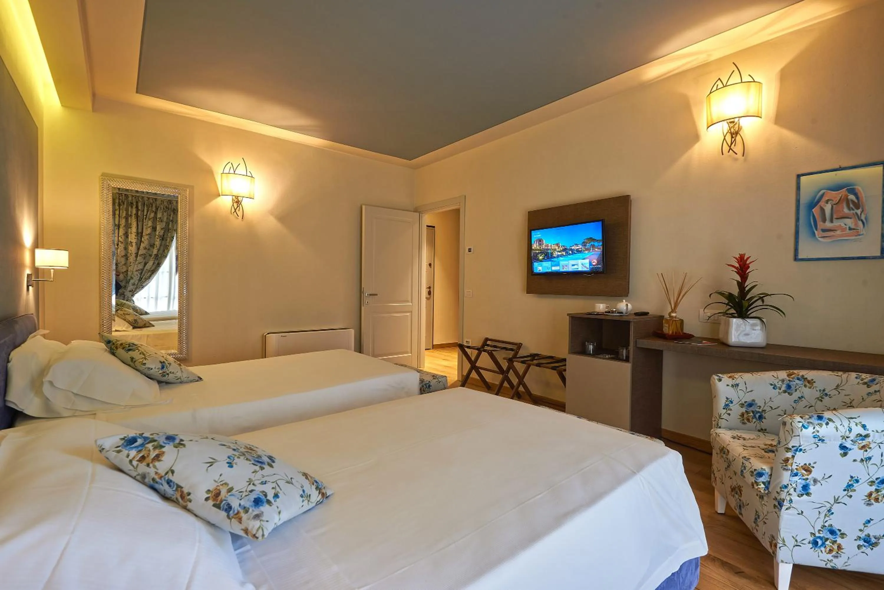 Bedroom, Bed in Resort 37