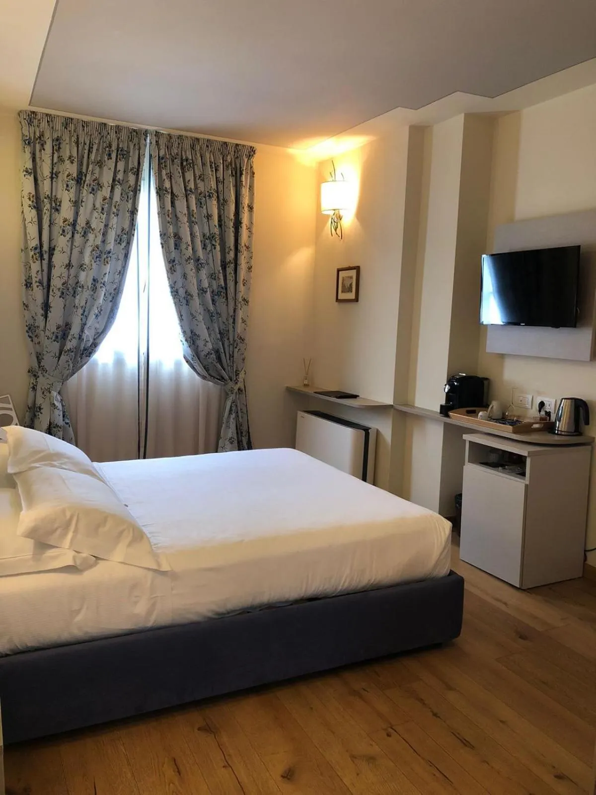 Bedroom, Bed in Resort 37