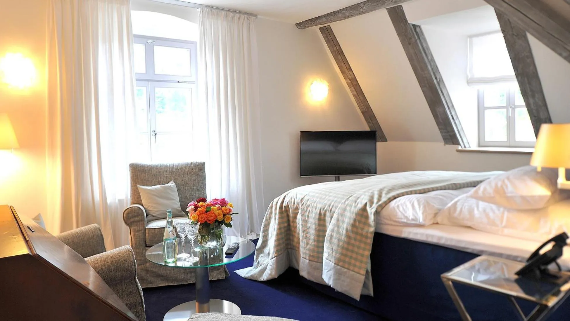 Bedroom, Bed in Schlosshotel Betzenstein