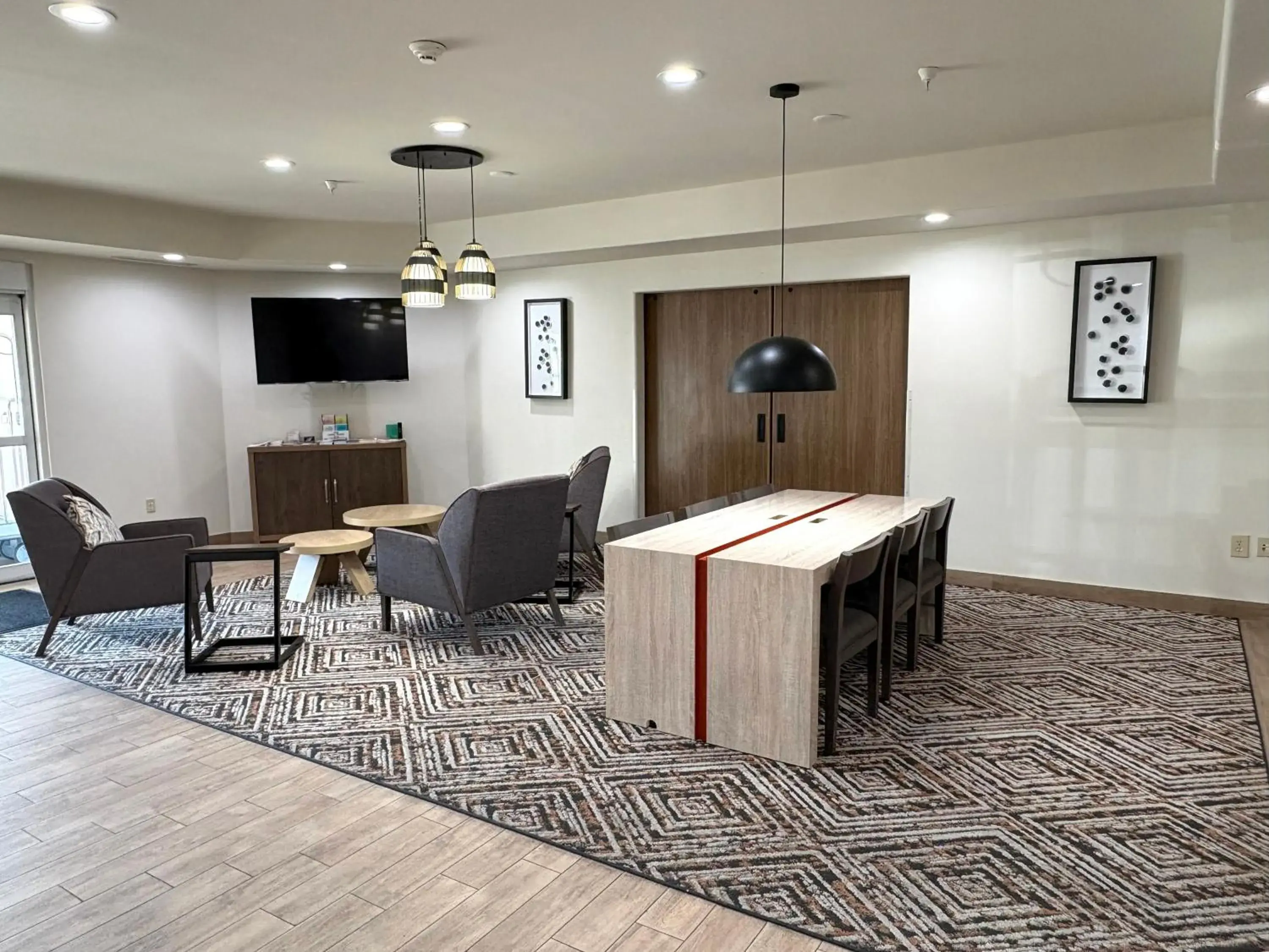 Lobby or reception in Candlewood Suites Roswell by IHG Lobby or reception in Candlewood Suites Roswell by IHG