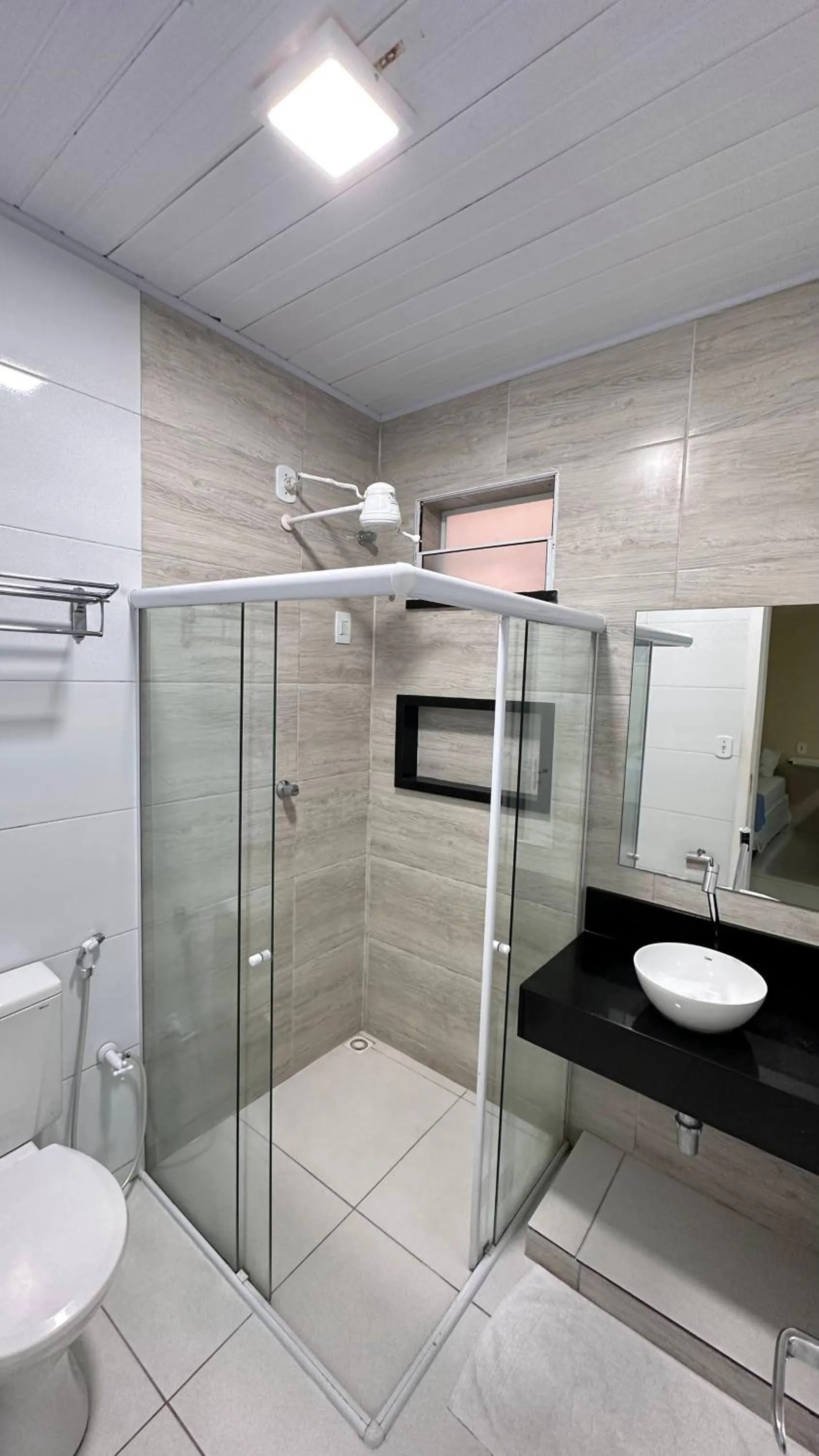 Shower in Pousada São Luiz