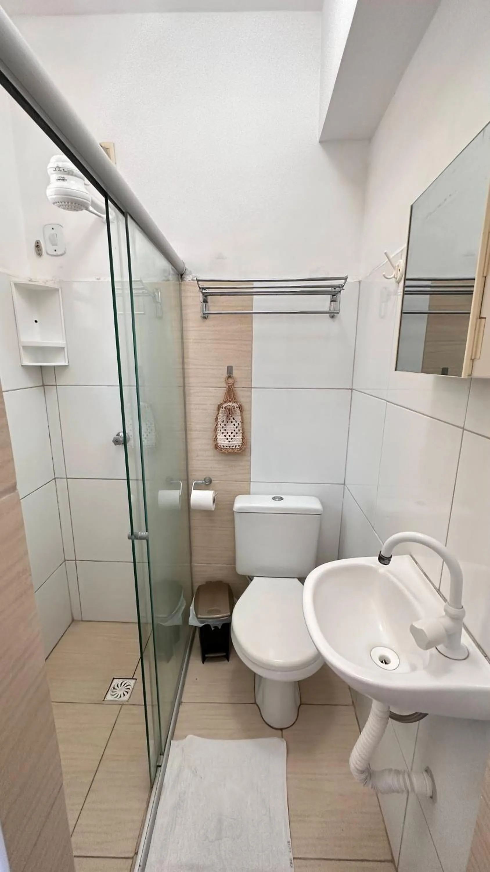 Shower in Pousada São Luiz