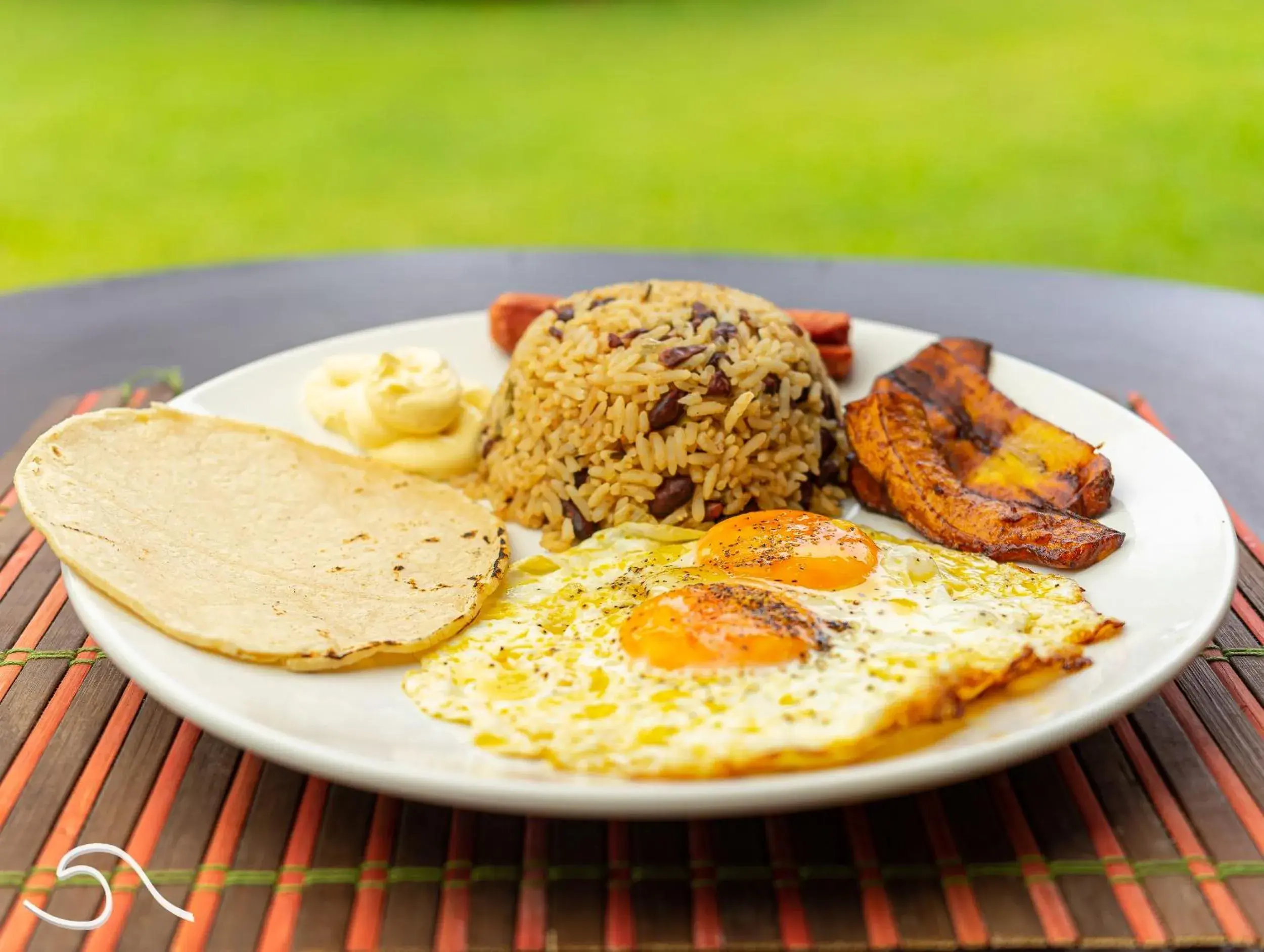Breakfast in Tranquilidad Resort Breakfast in Tranquilidad Resort