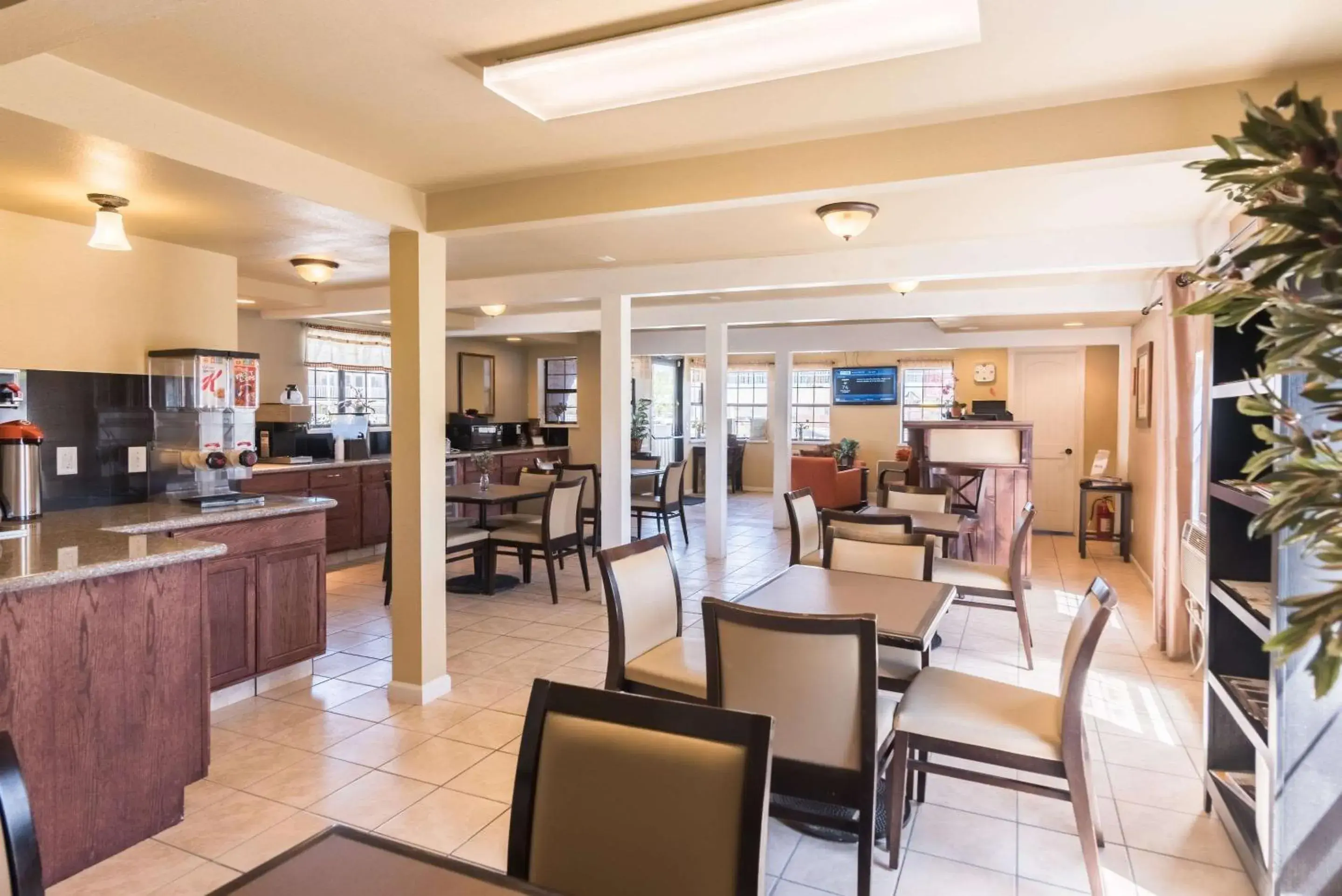 Restaurant/places to eat in 1st Interstate Inn Montrose Restaurant/places to eat in 1st Interstate Inn Montrose