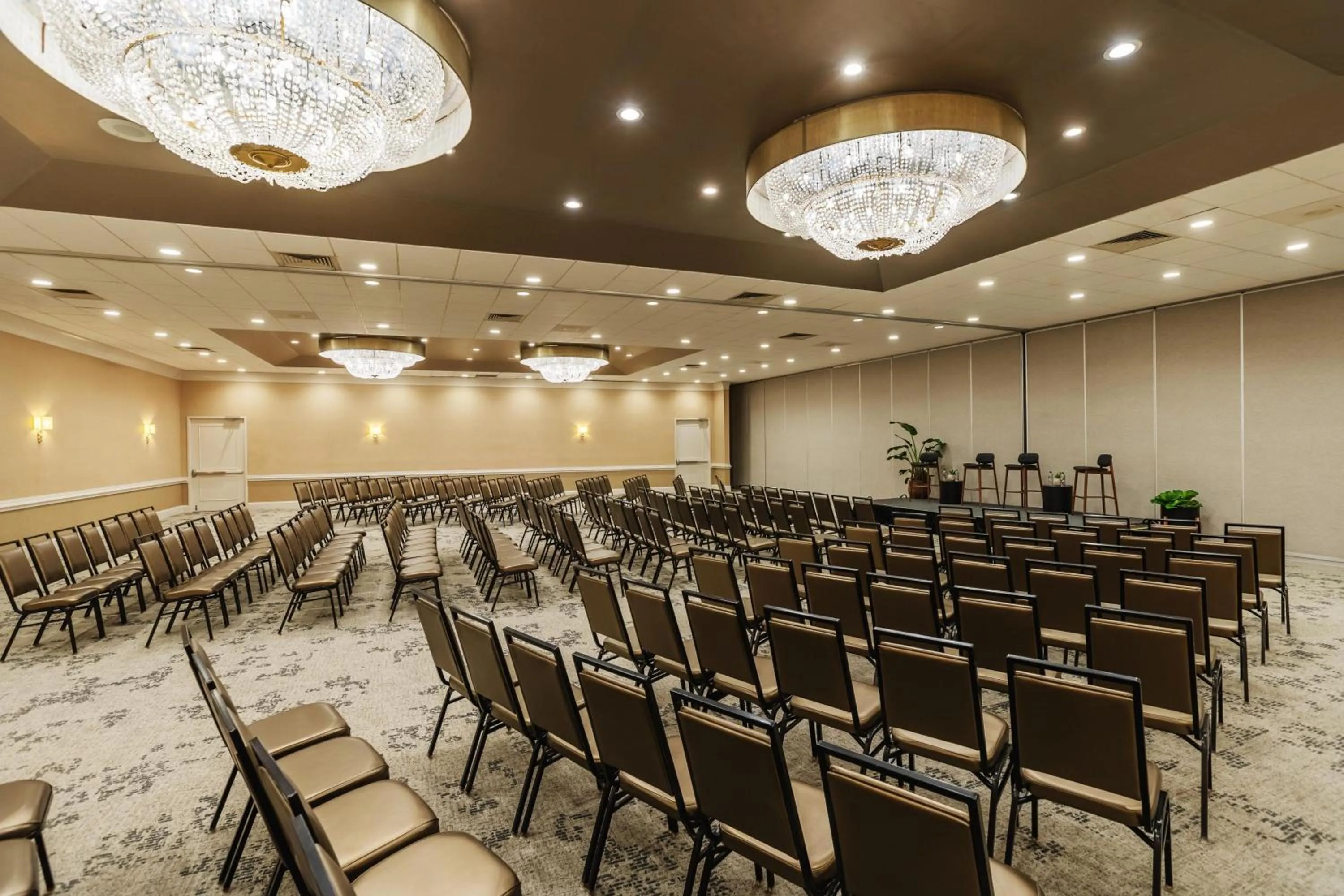Meeting/conference room in The Beeman Hotel