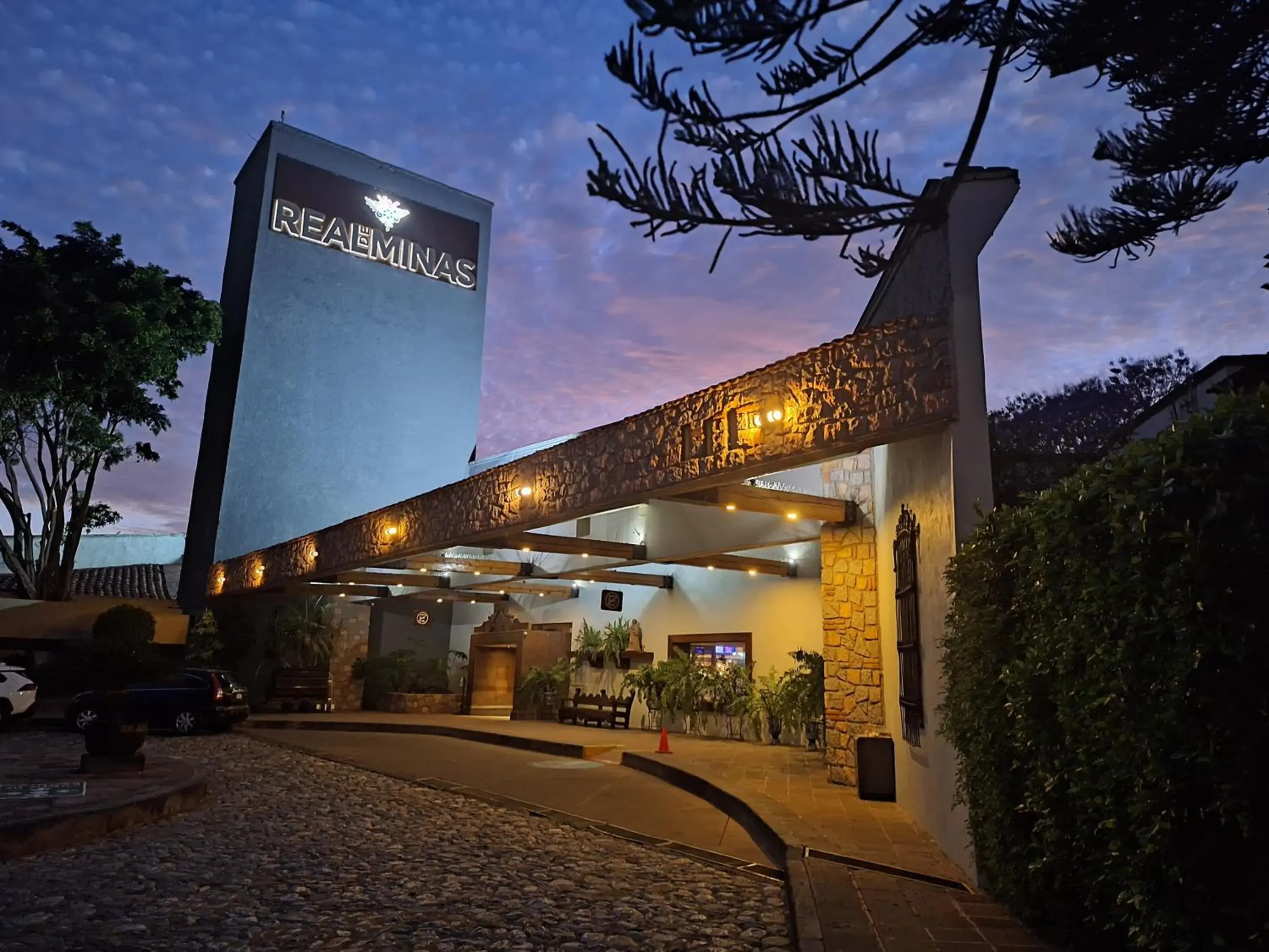 Facade/entrance in Hotel Real de Minas Tradicional Facade/entrance in Hotel Real de Minas Tradicional