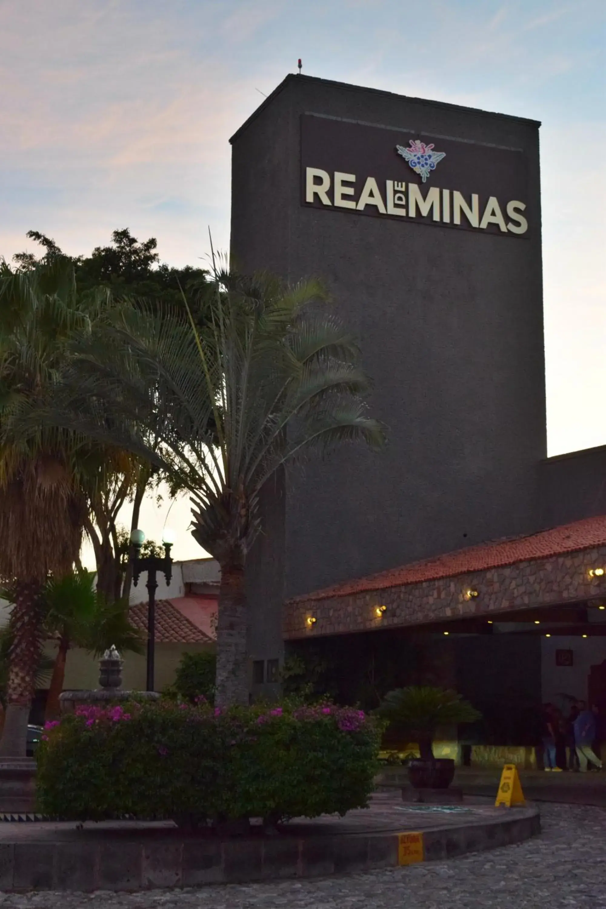 Facade/entrance in Hotel Real de Minas Tradicional Facade/entrance in Hotel Real de Minas Tradicional