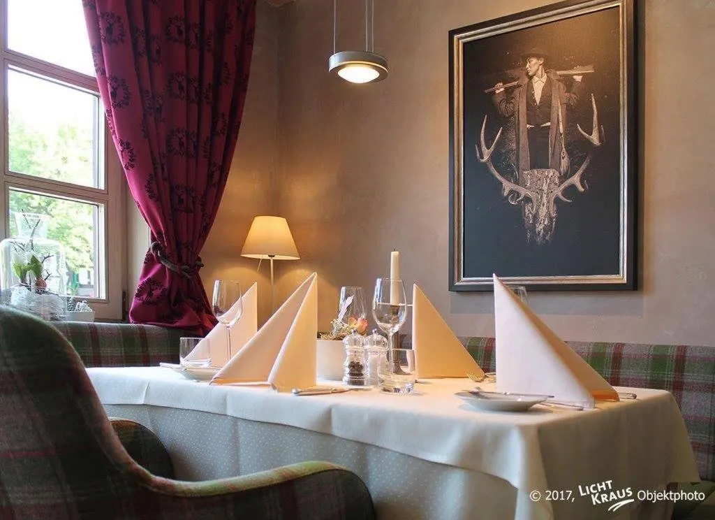 Restaurant/places to eat in Hotel Restaurant Der Engel, Sasbachwalden