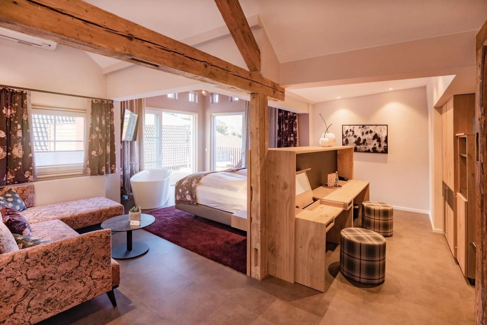 Photo of the whole room in Hotel Restaurant Der Engel, Sasbachwalden