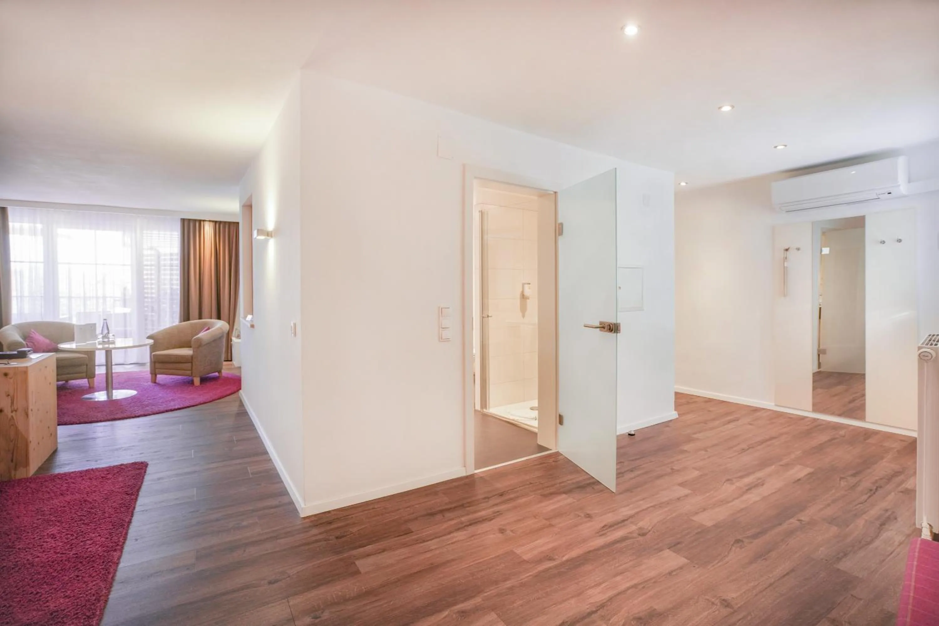Seating area in Hotel Restaurant Der Engel, Sasbachwalden