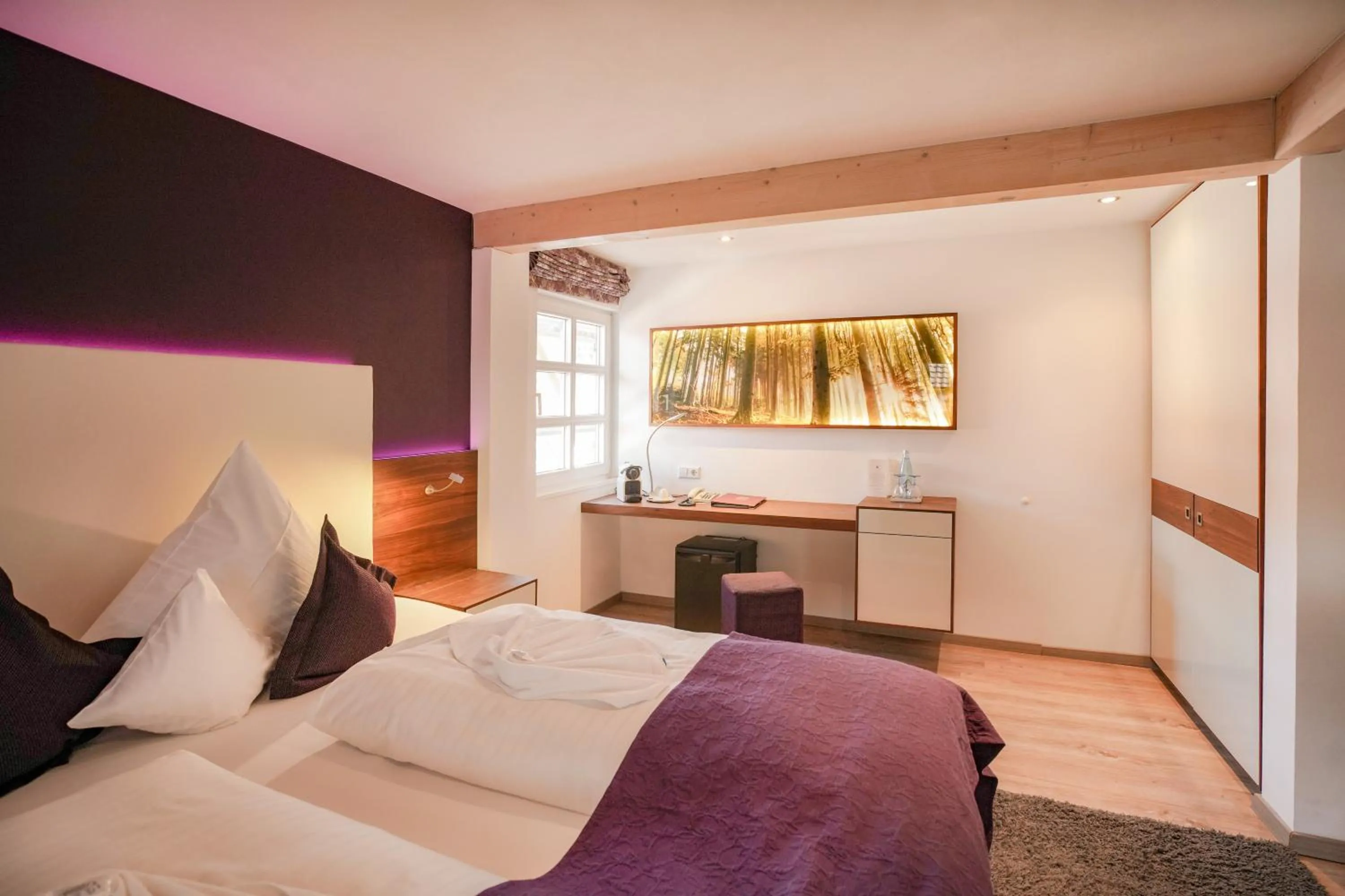 Bed in Hotel Restaurant Der Engel, Sasbachwalden