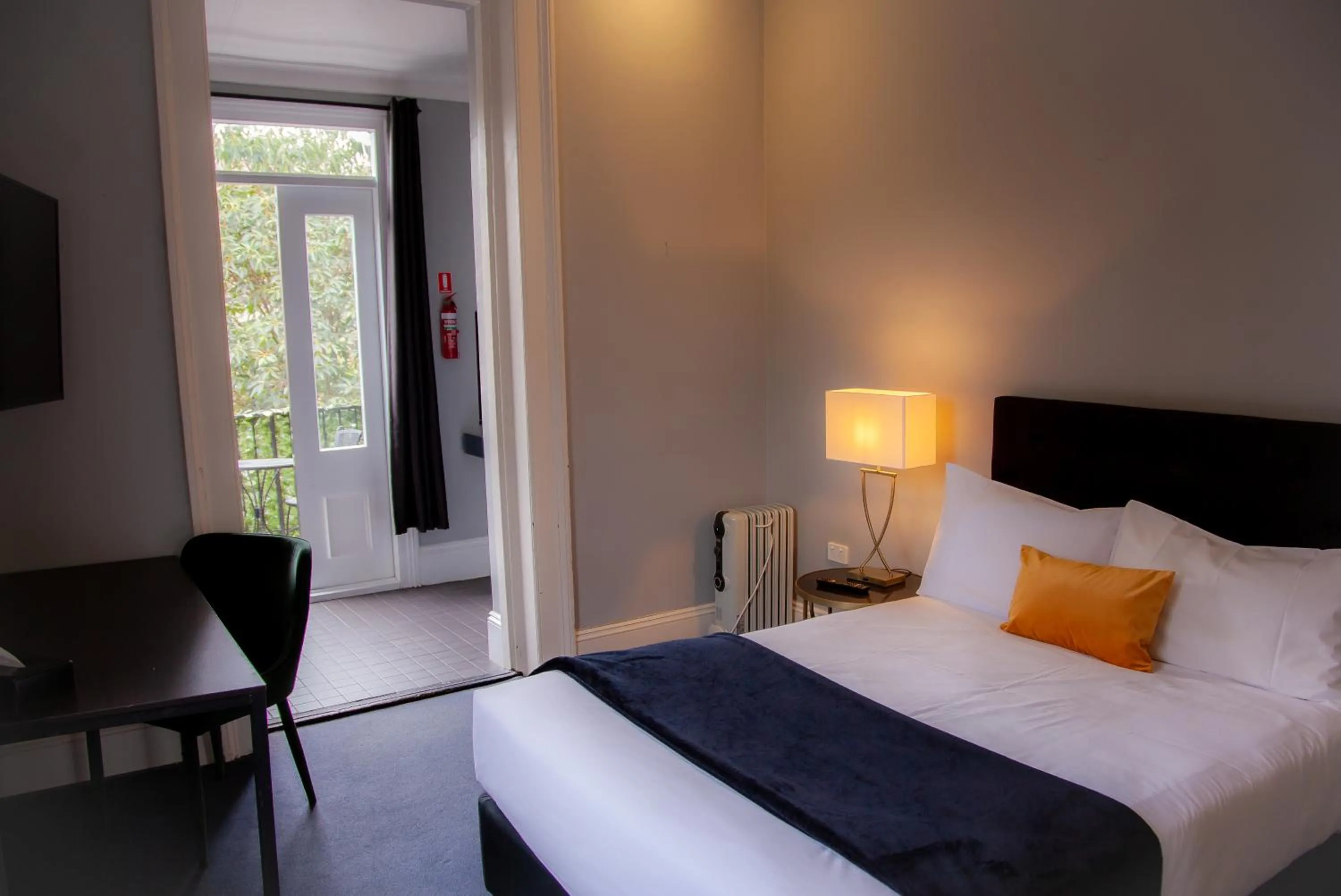 Bed in Bayswater Boutique Lodge