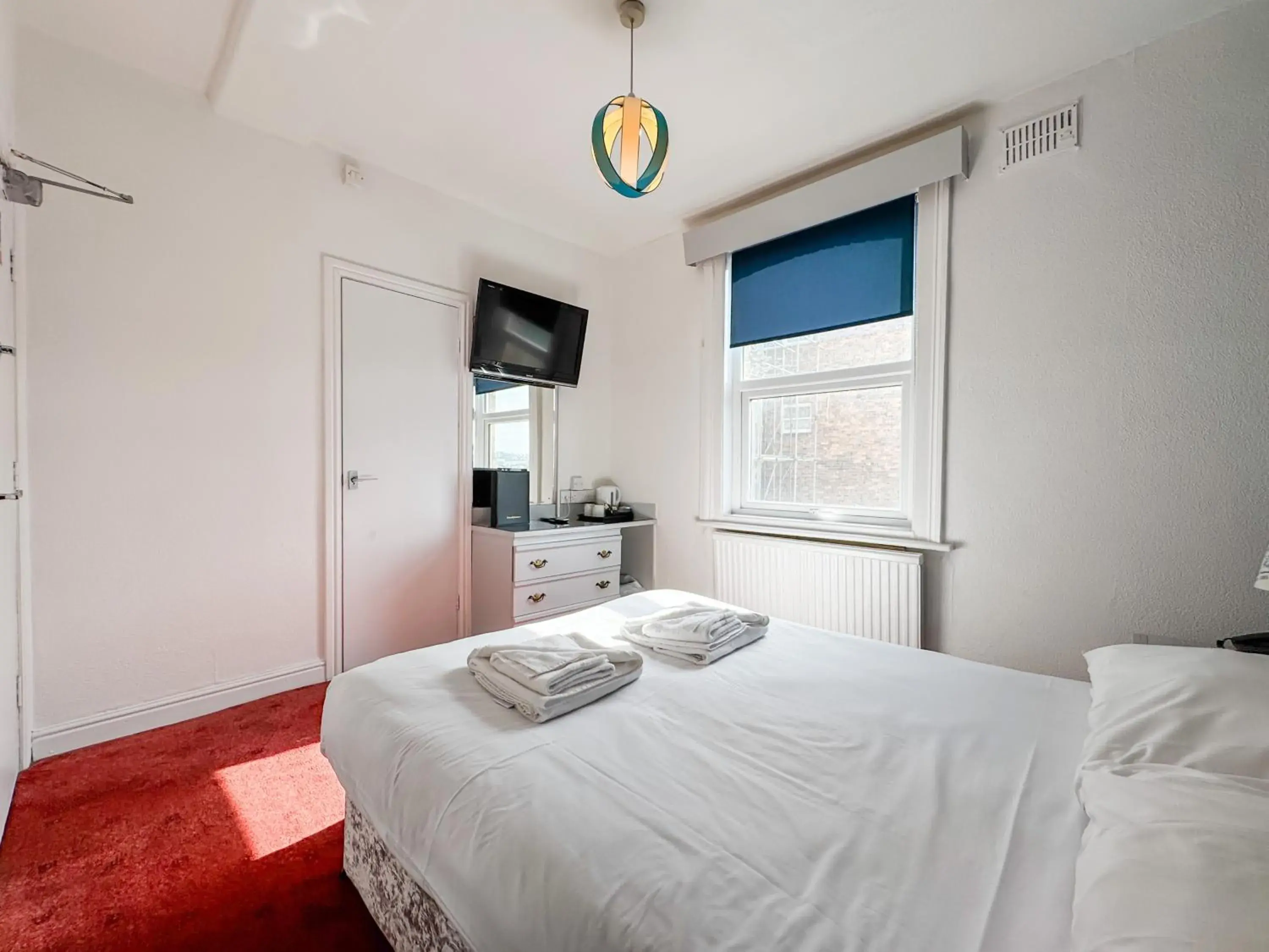 Bedroom, Bed in Delmont Hotel & View Restaurant Bedroom, Bed in Delmont Hotel & View Restaurant