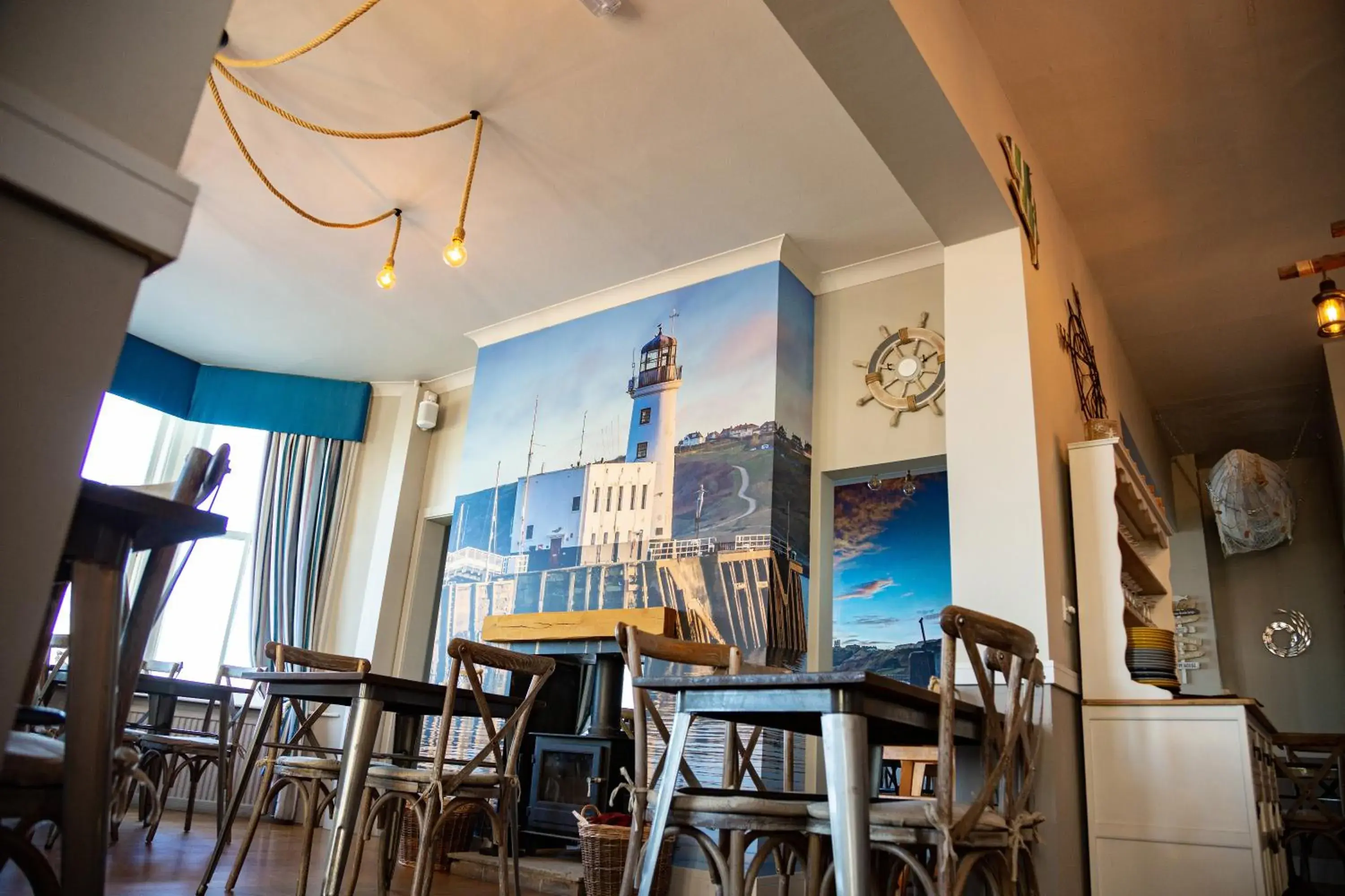 Restaurant/places to eat in Delmont Hotel & View Restaurant Restaurant/places to eat in Delmont Hotel & View Restaurant