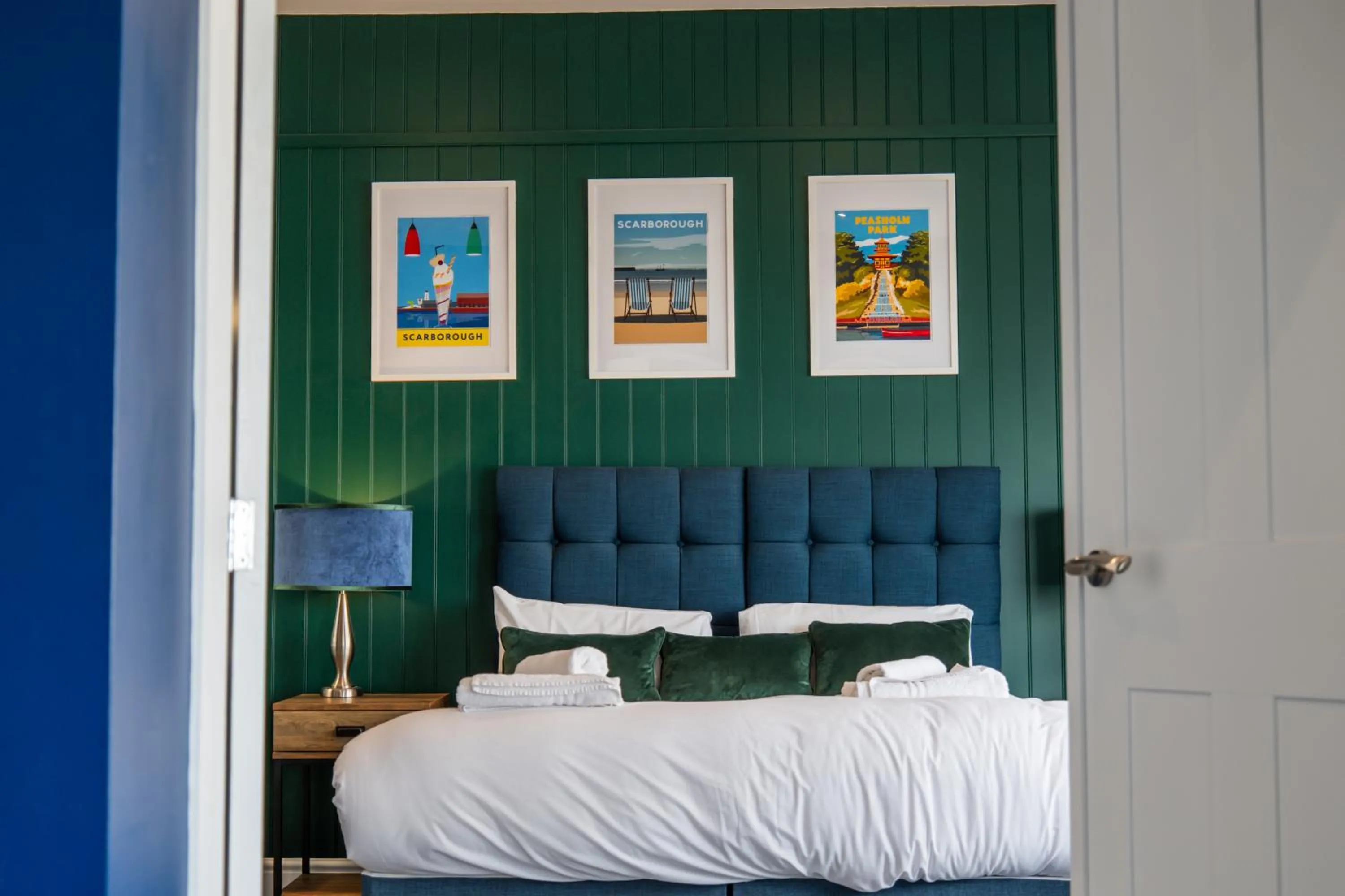 Bed in Delmont Hotel & View Restaurant