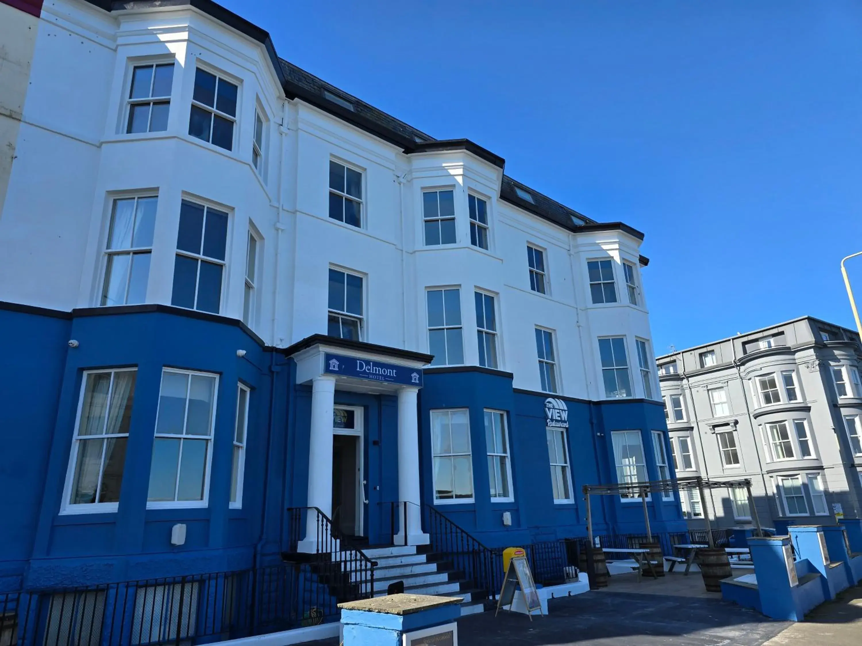 Facade/entrance in Delmont Hotel & View Restaurant Facade/entrance in Delmont Hotel & View Restaurant