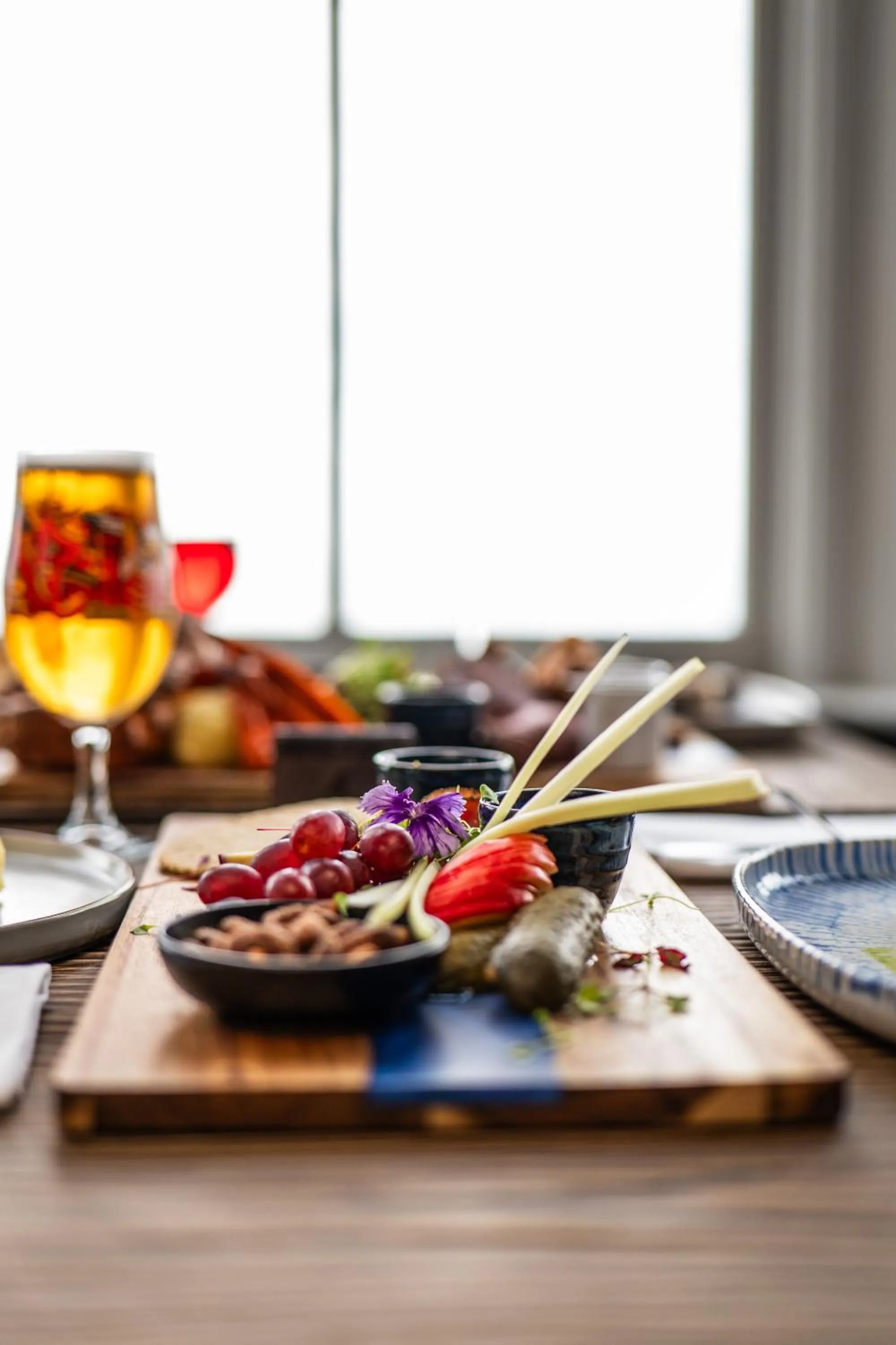 Restaurant/places to eat in Delmont Hotel & View Restaurant