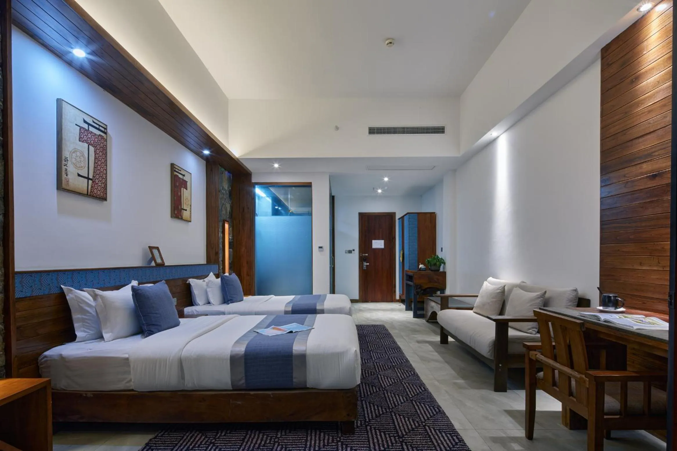 Photo of the whole room, Bed in Li River Resort