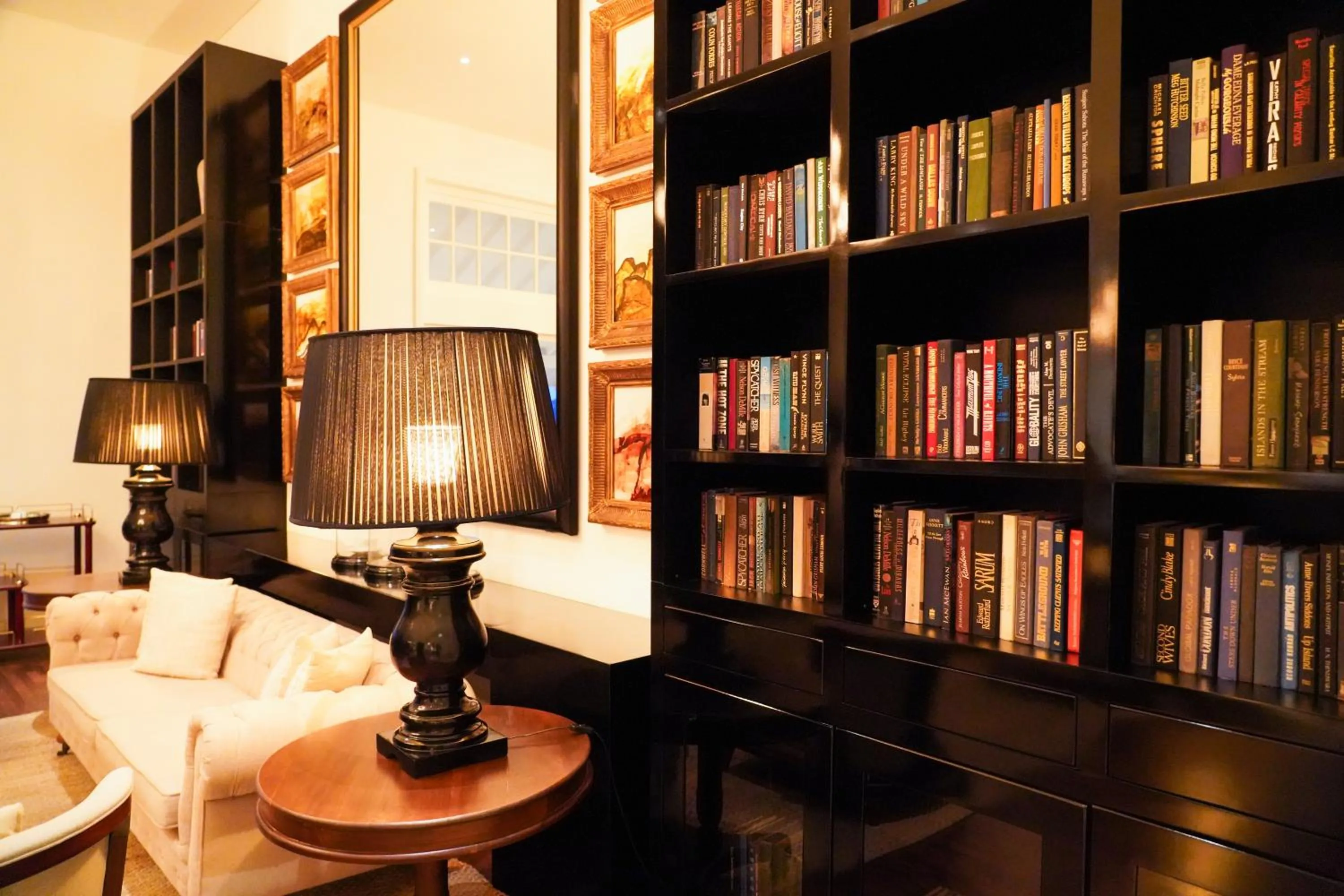 Library in W15 Hanthana Estate Kandy