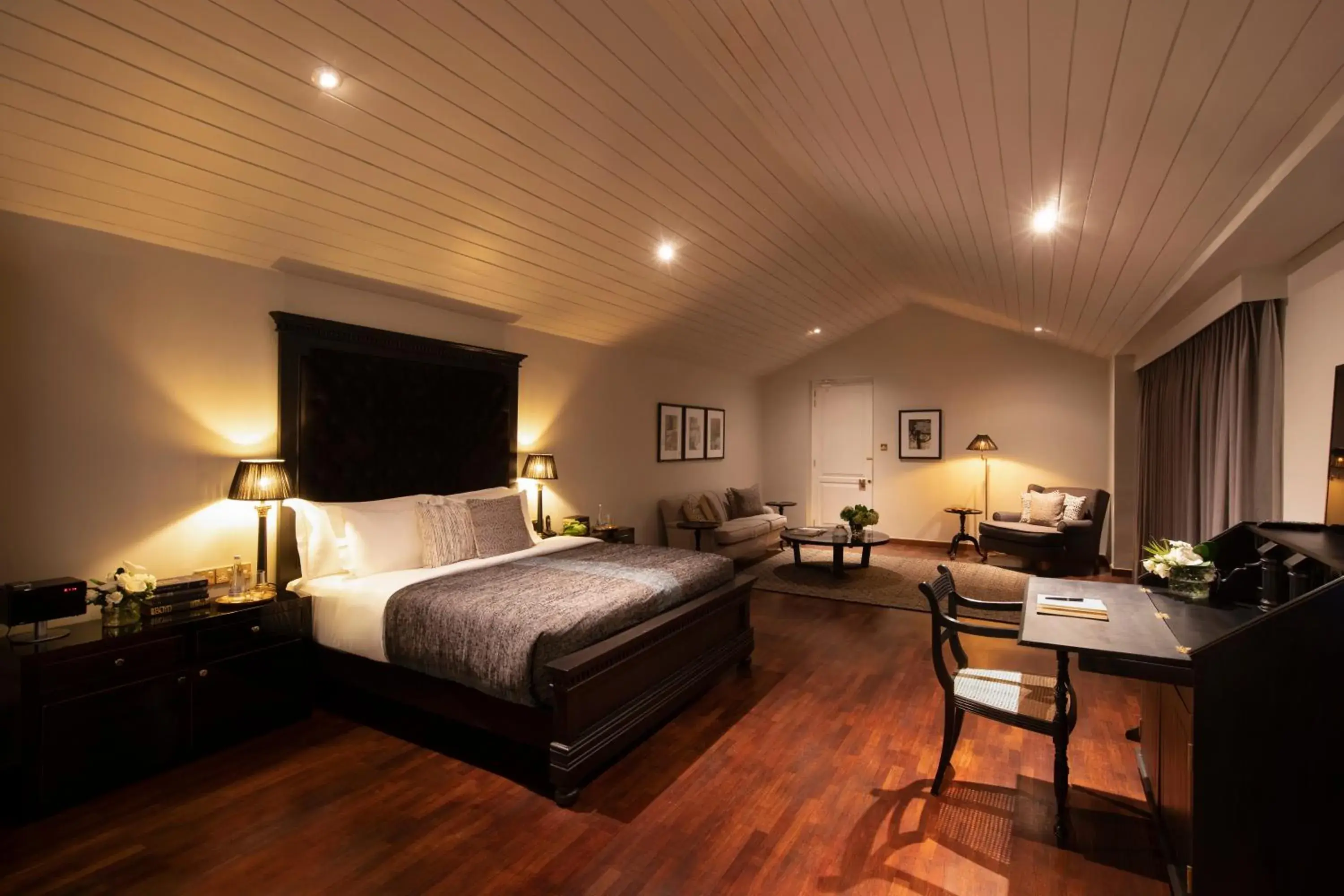 Photo of the whole room, Bed in W15 Hanthana Estate Kandy Photo of the whole room, Bed in W15 Hanthana Estate Kandy