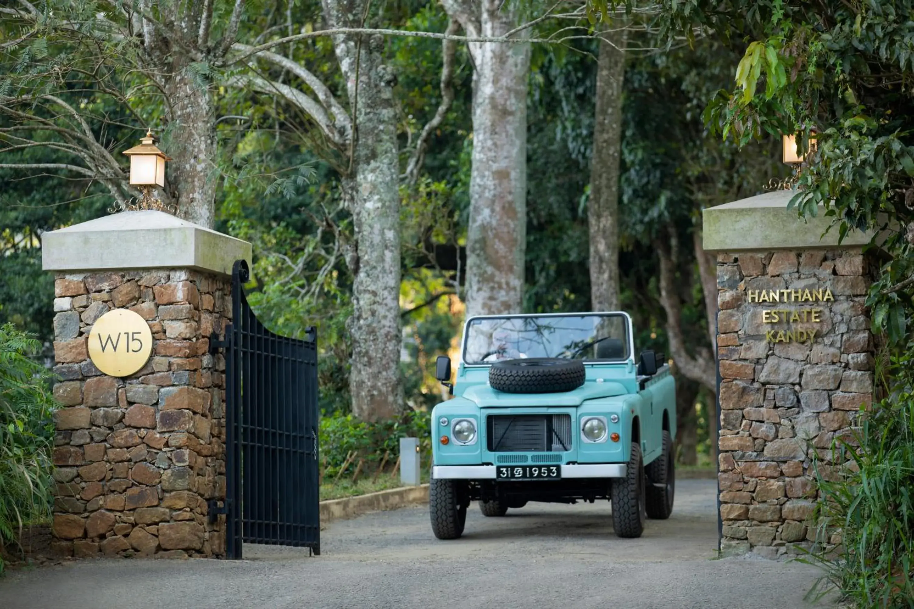 Property building in W15 Hanthana Estate Kandy Property building in W15 Hanthana Estate Kandy