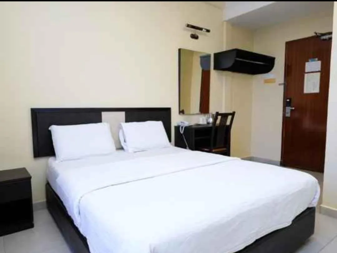 Bed in The Fern Lodge Hotel