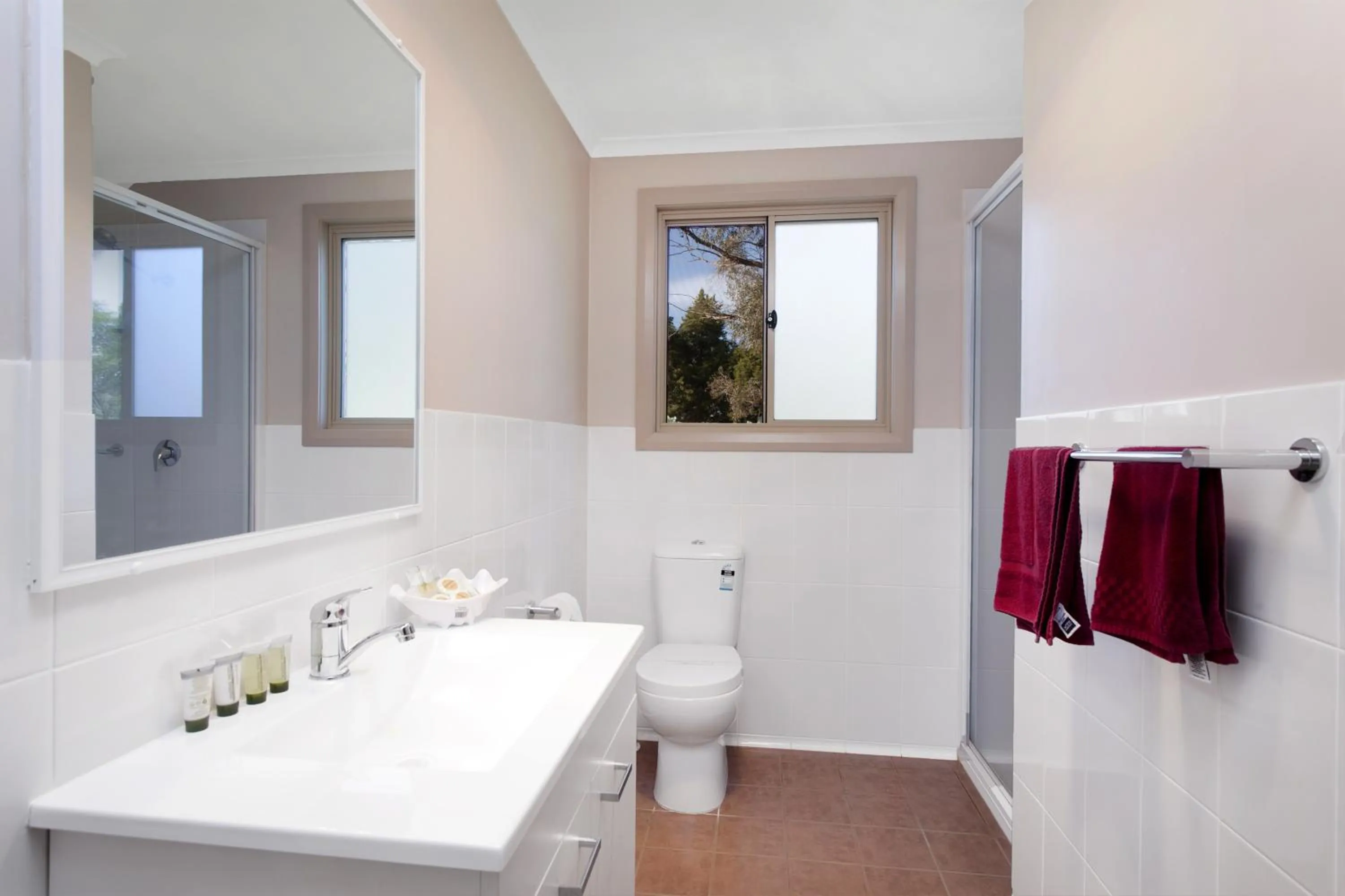 Bathroom in Armidale Tourist Park