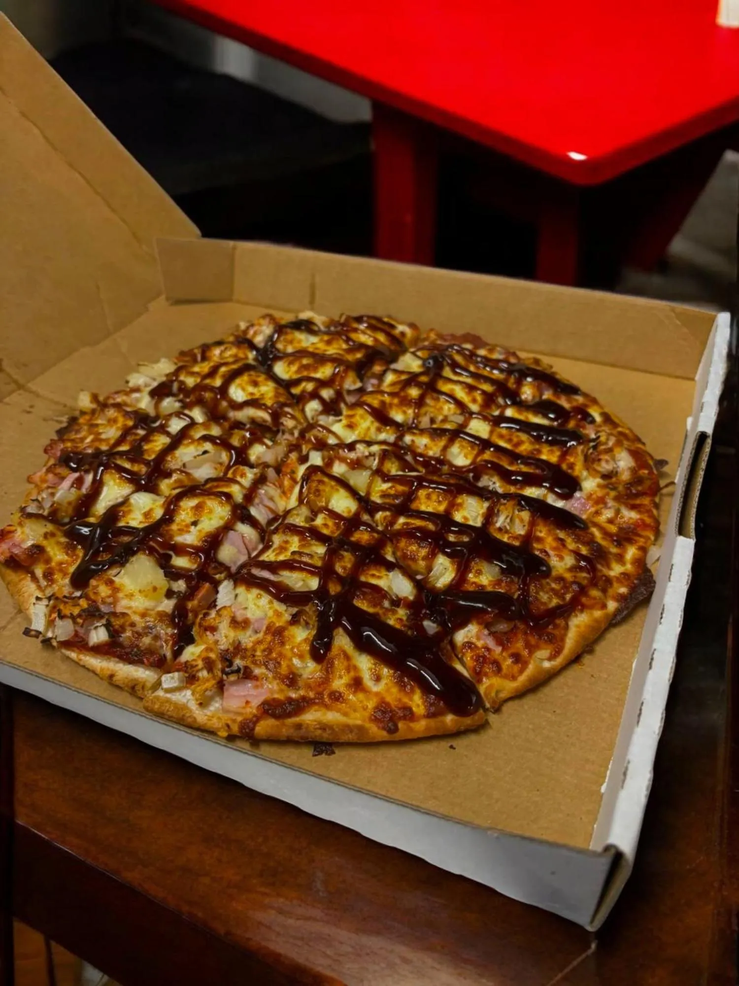 Restaurant/places to eat in Centennial Inn on Bathurst