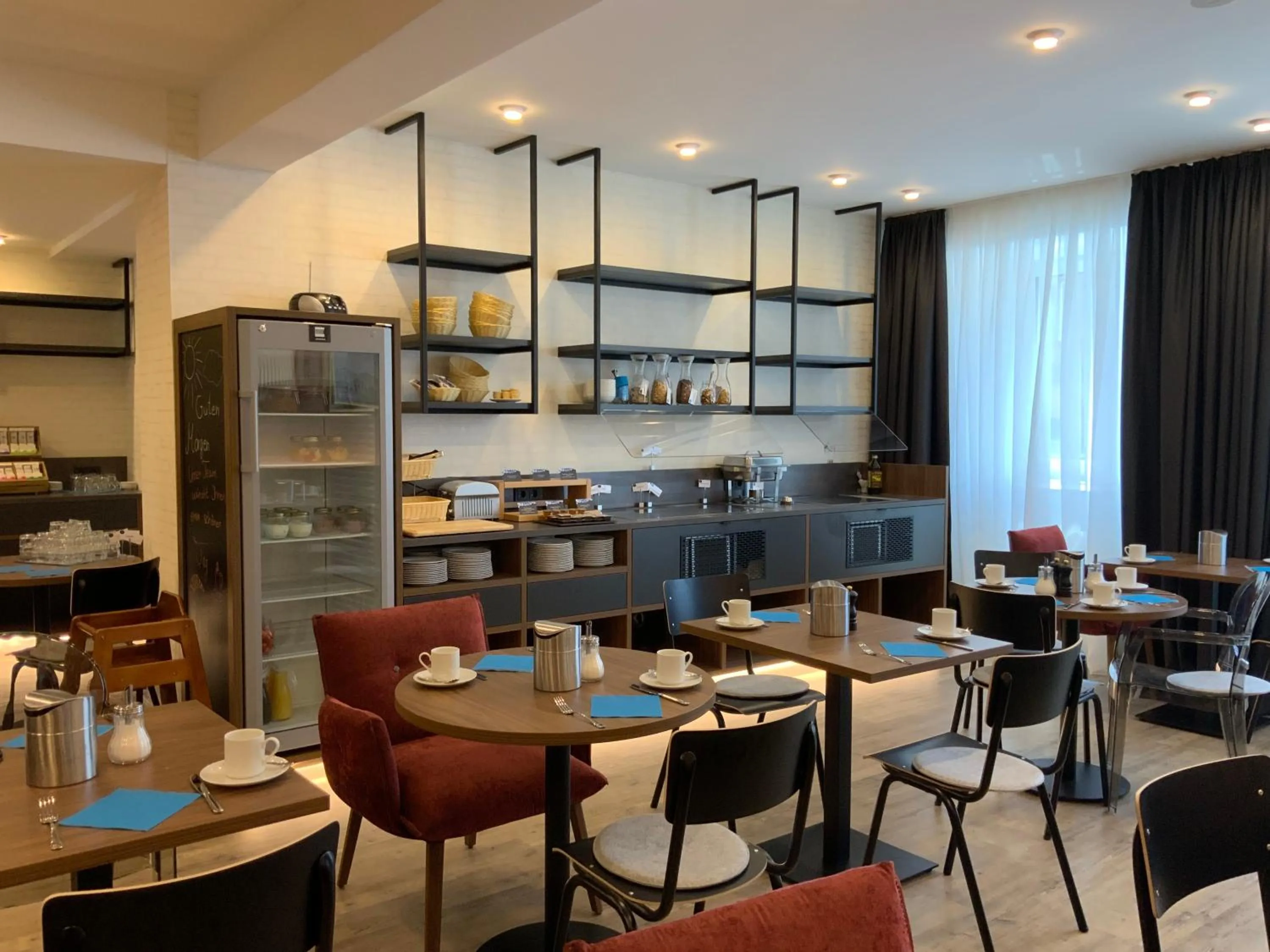 Breakfast in Hotel am Schlosstheater