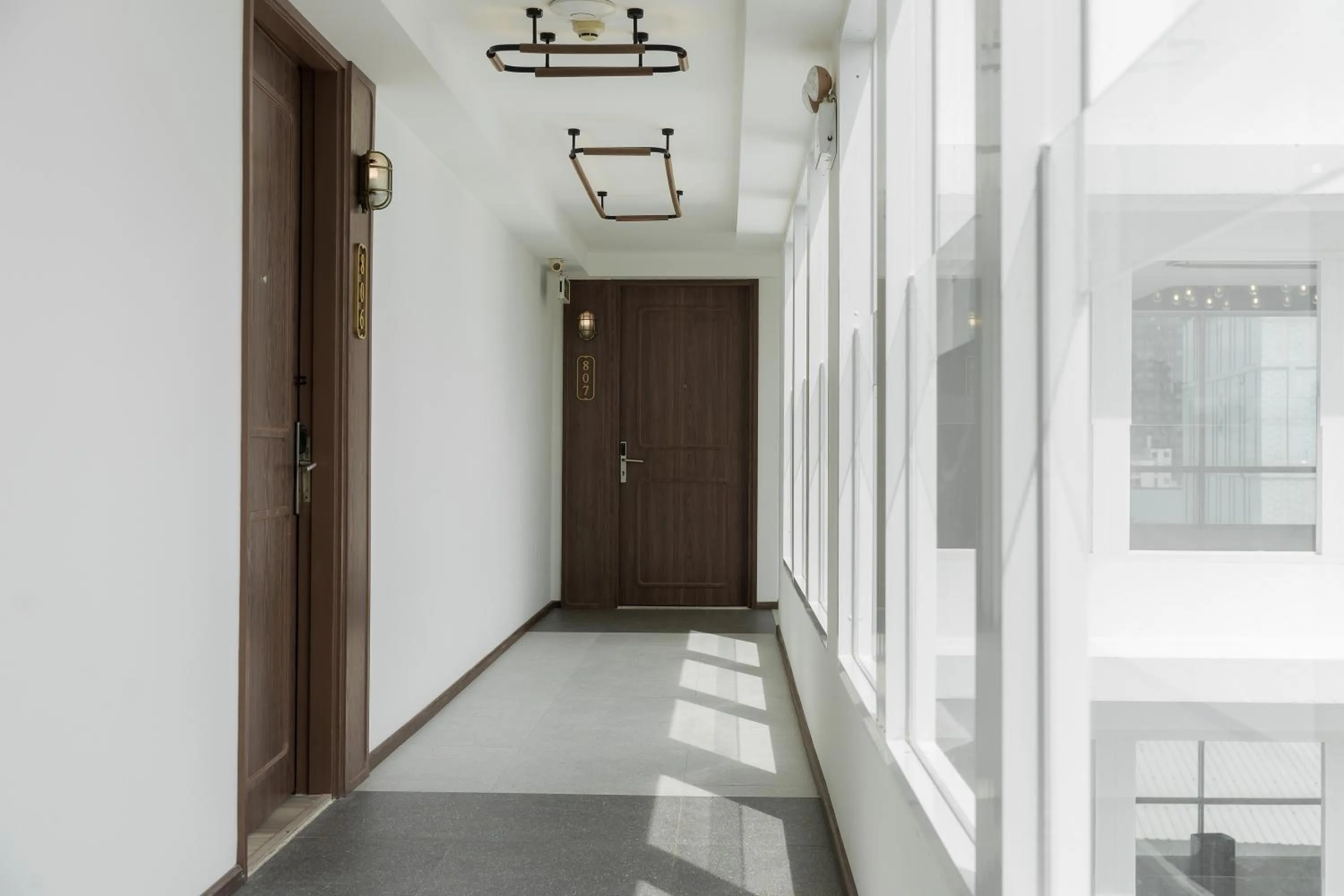 Balcony/Terrace, Bed in Hotel Amber Sukhumvit 85