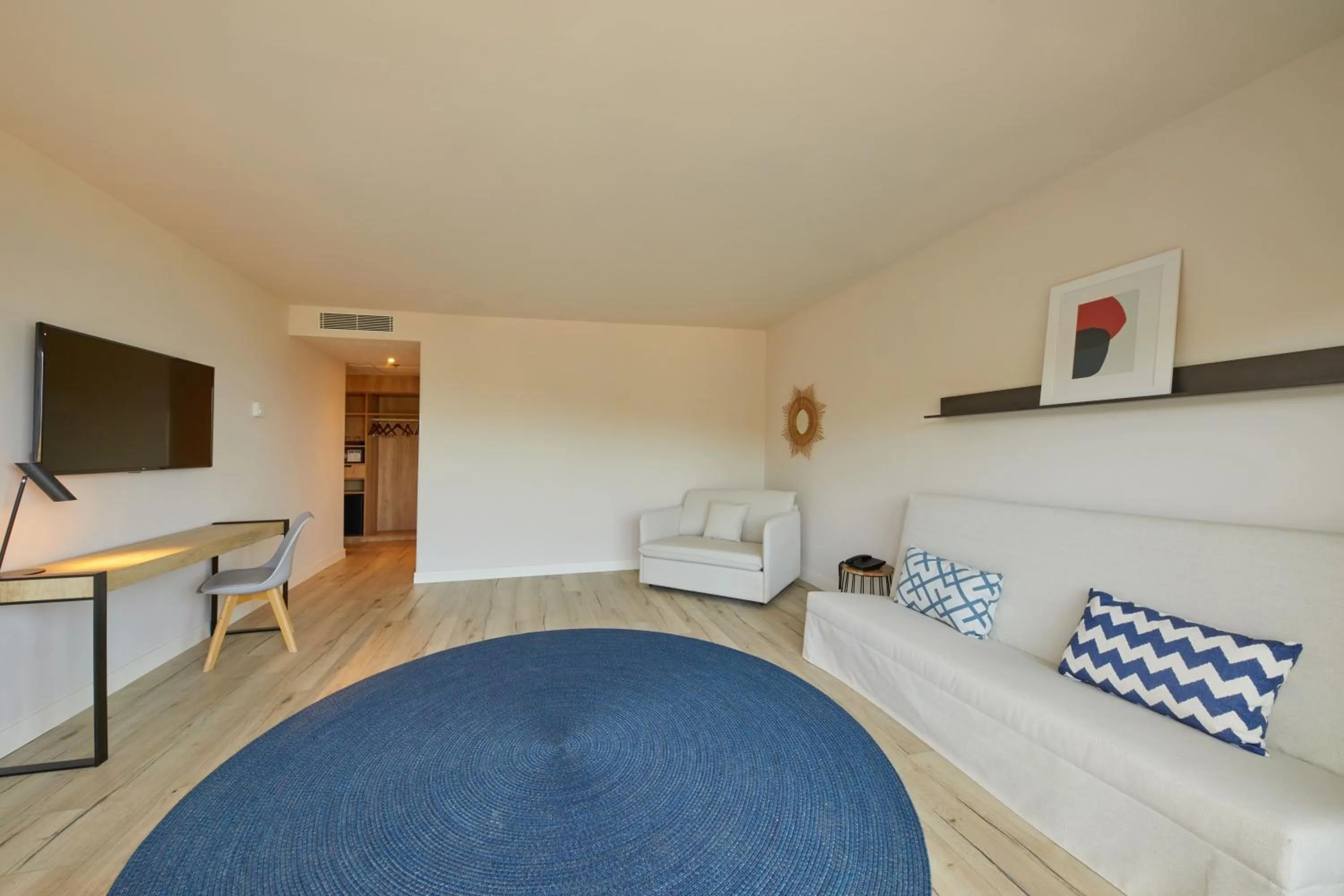 TV and multimedia, Bed in Alua Calvia