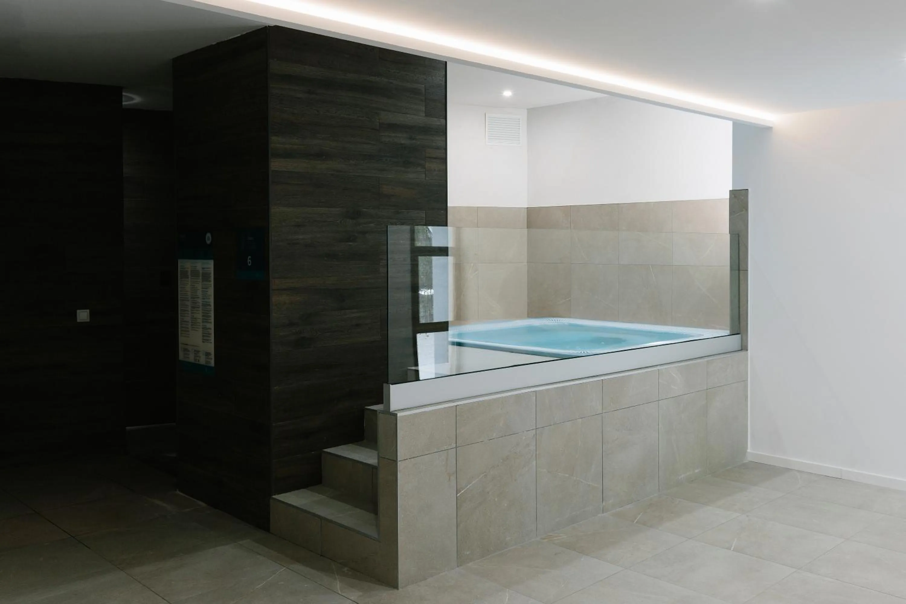 Hot Spring Bath in Bordoy Alcudia Bay - Adults Only