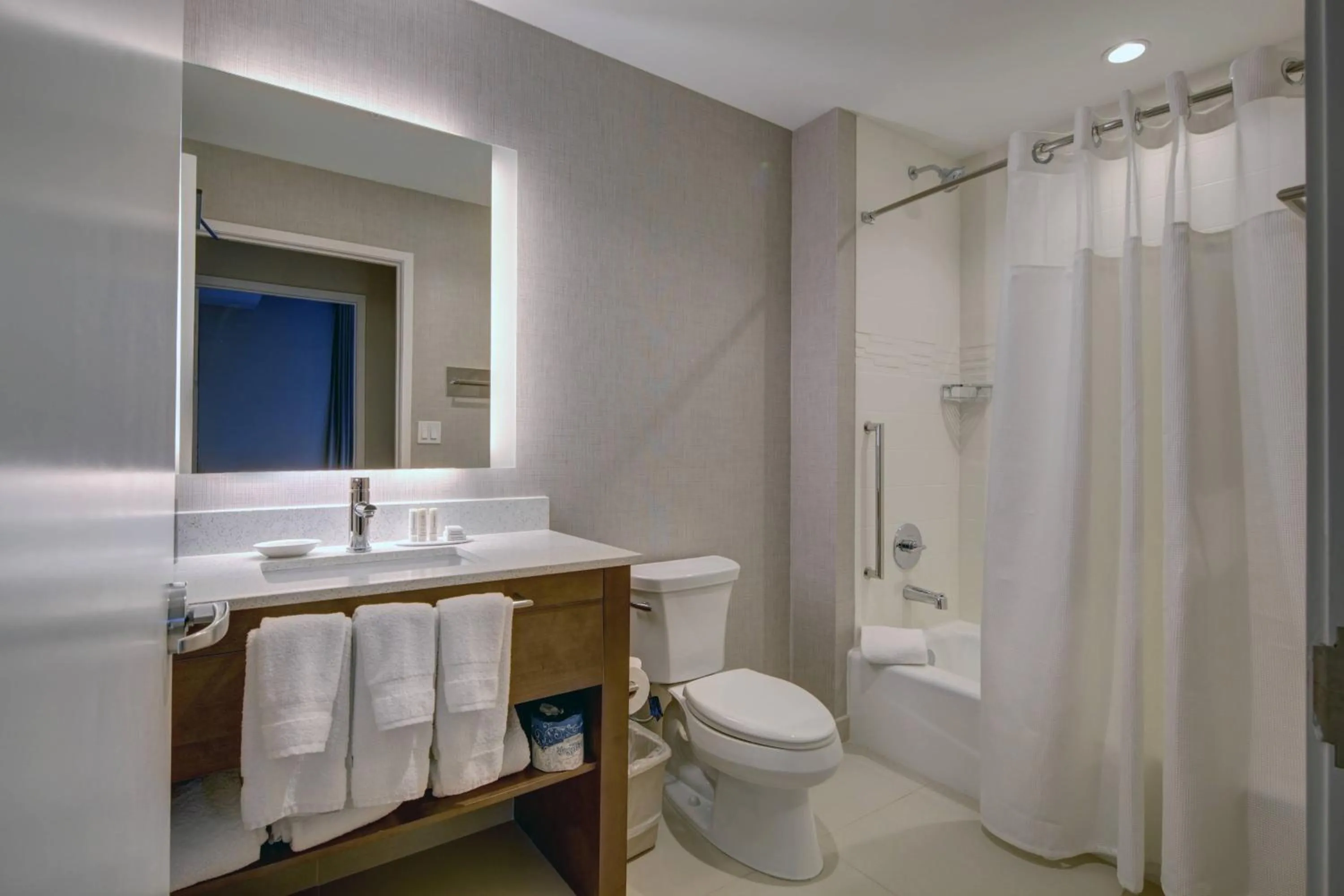 Bedroom in Residence Inn Fort Lauderdale Coconut Creek