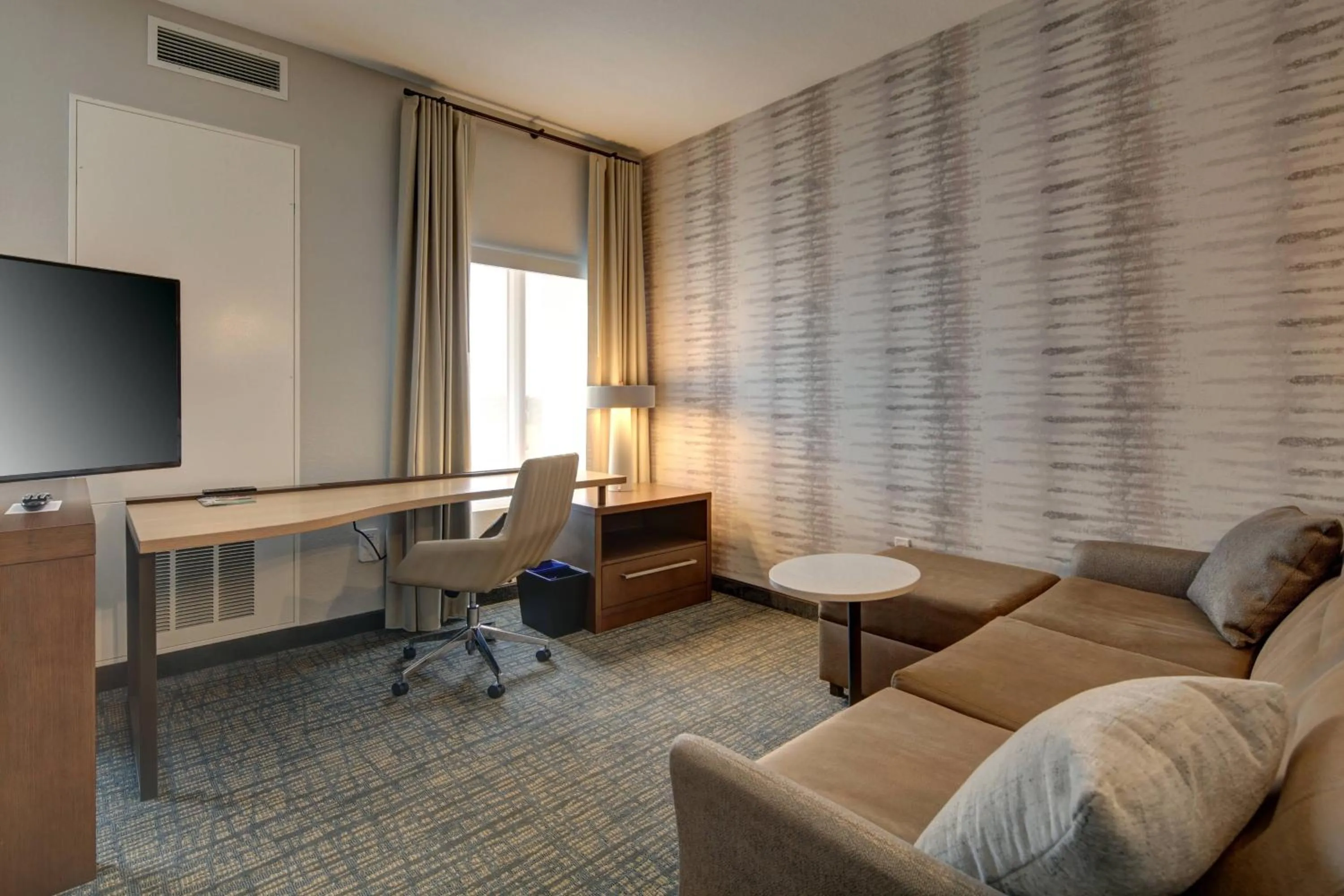 Photo of the whole room in Residence Inn Fort Lauderdale Coconut Creek