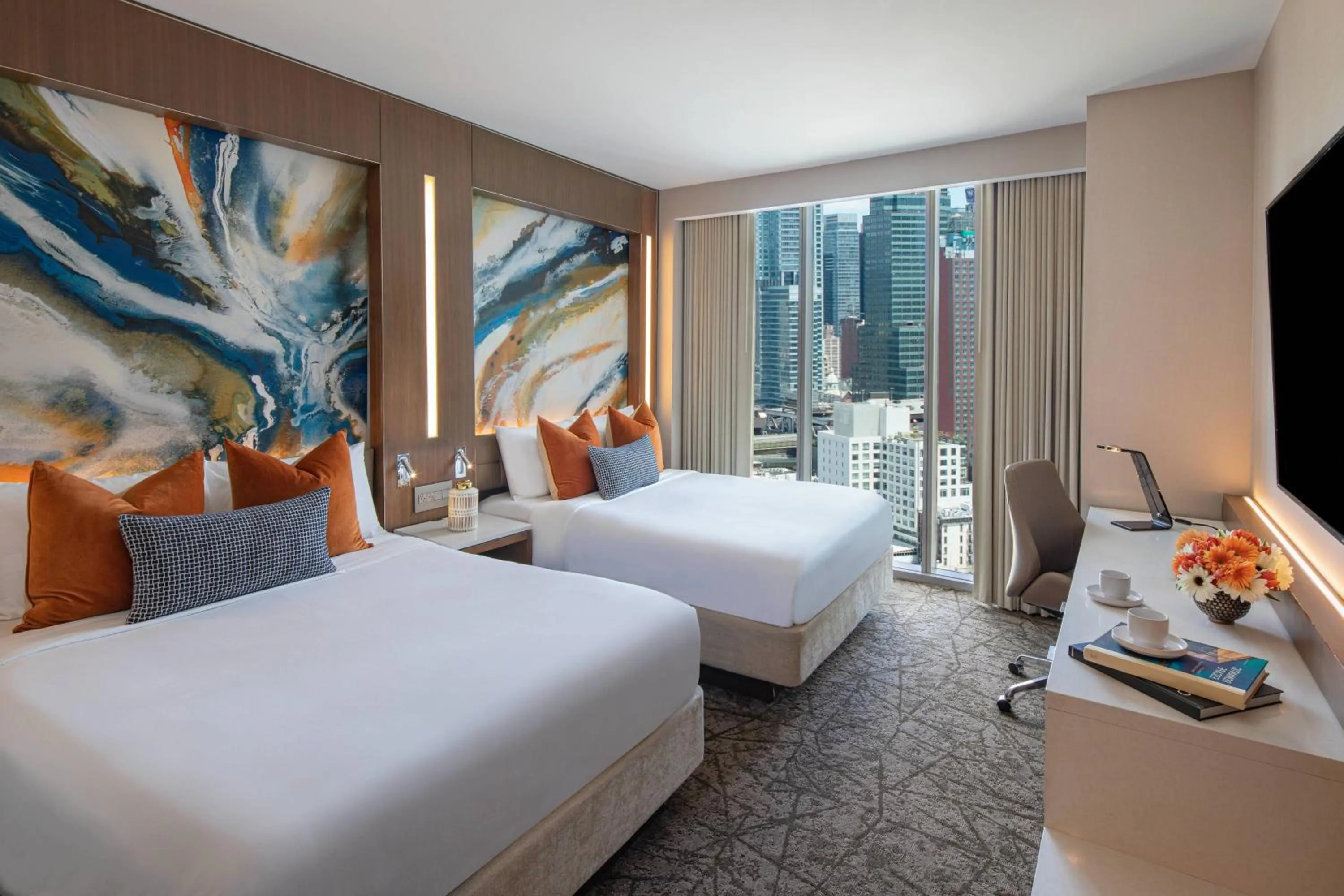 Photo of the whole room, Bed in Courtyard New York Manhattan/Midtown West