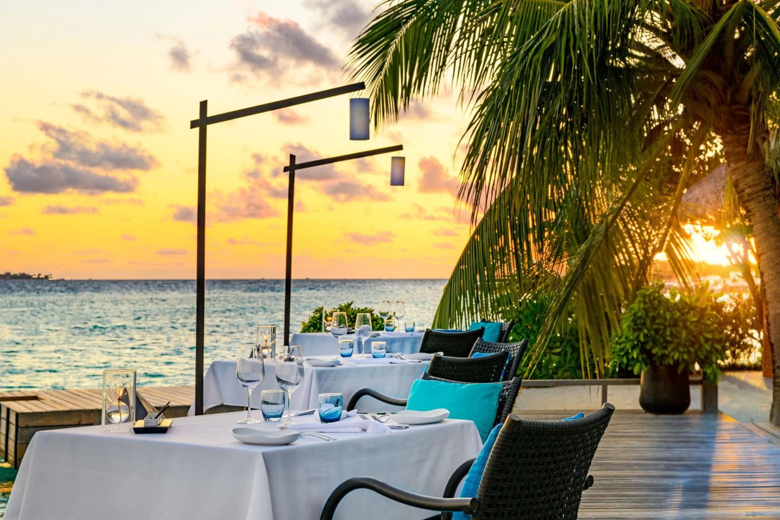 Restaurant/places to eat in Sheraton Maldives Full Moon Resort & Spa