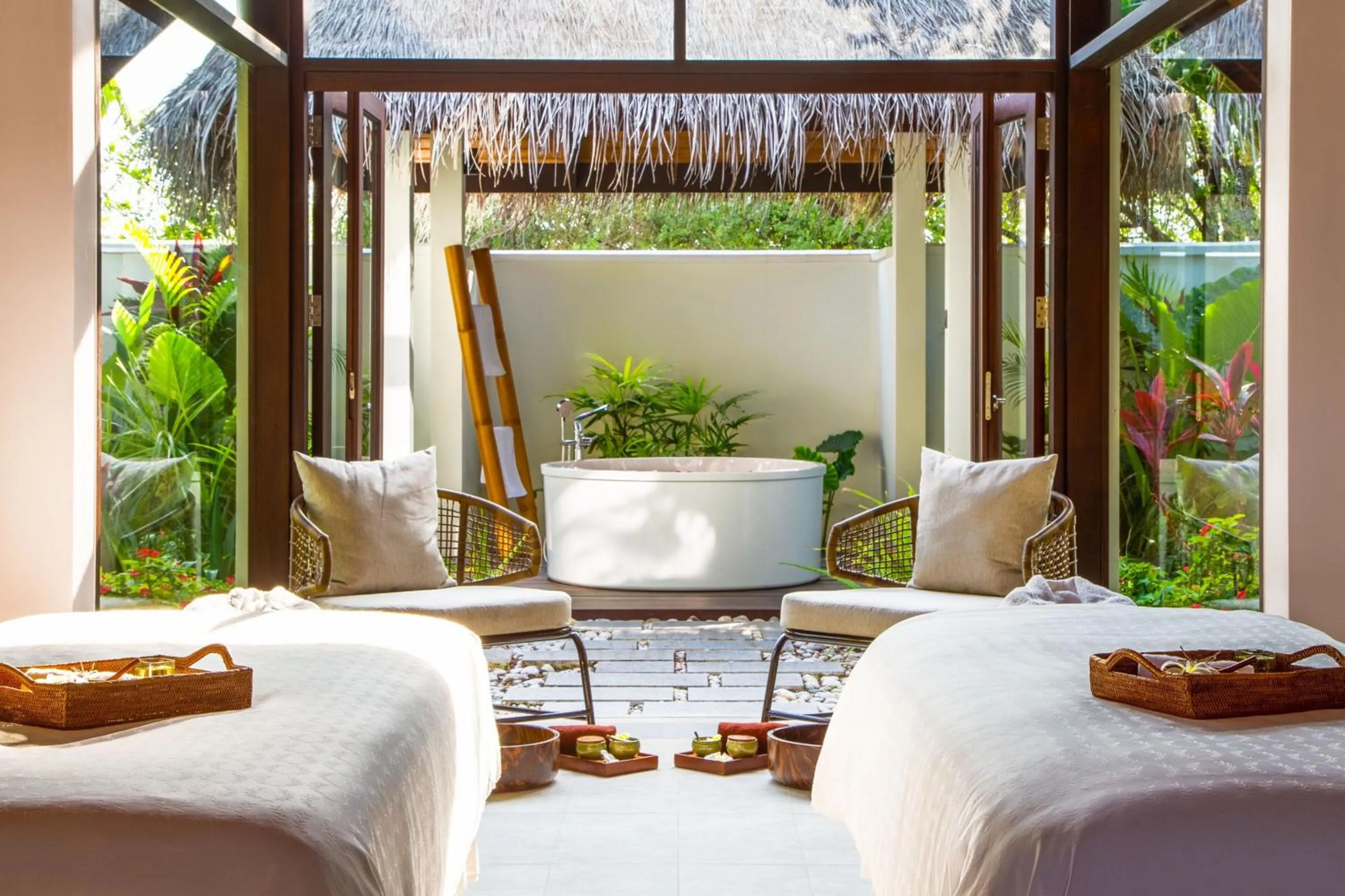 Spa and wellness centre/facilities, Bed in Sheraton Maldives Full Moon Resort & Spa