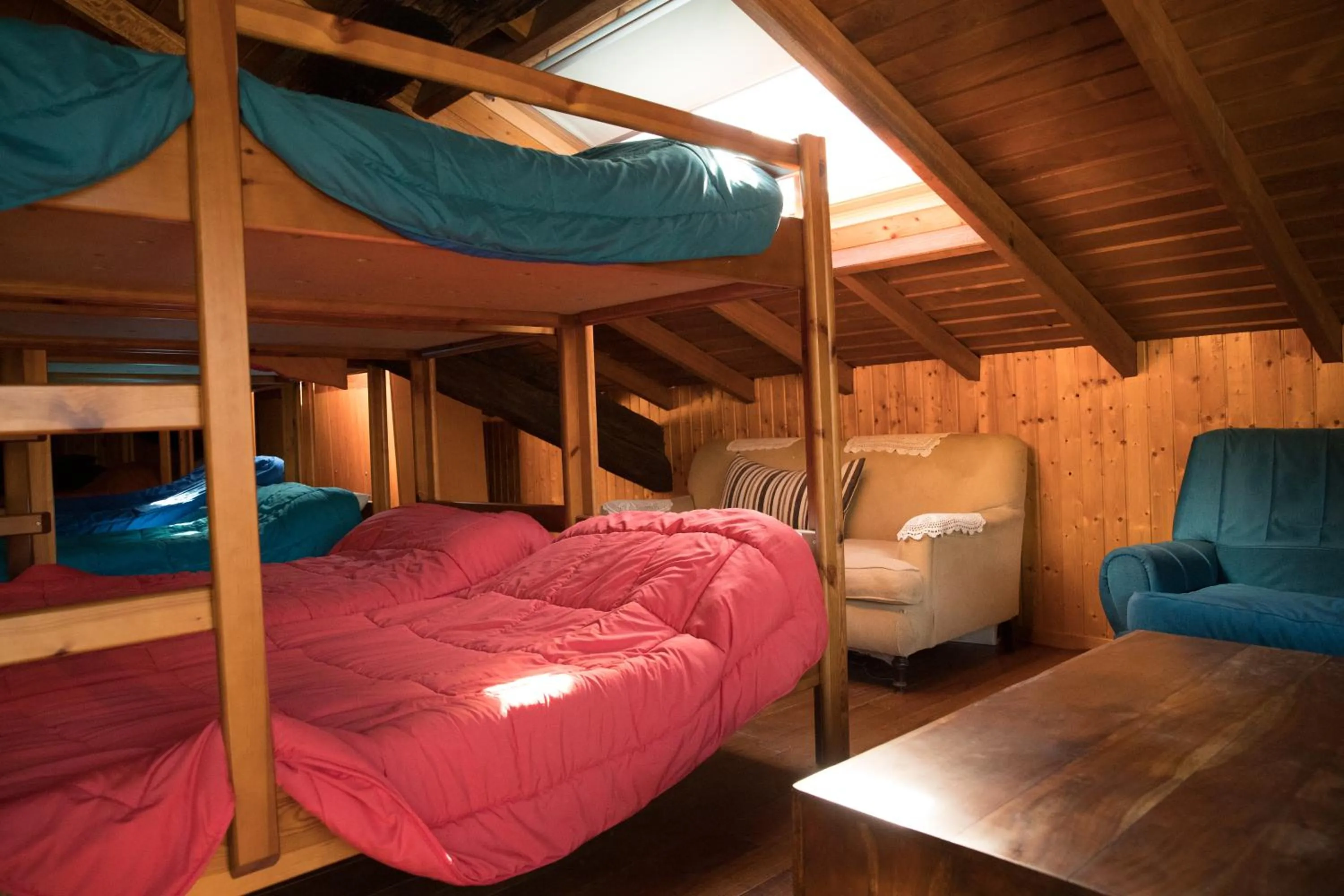 Bunk Bed in Mixed Dormitory Room in Albergue Bergando