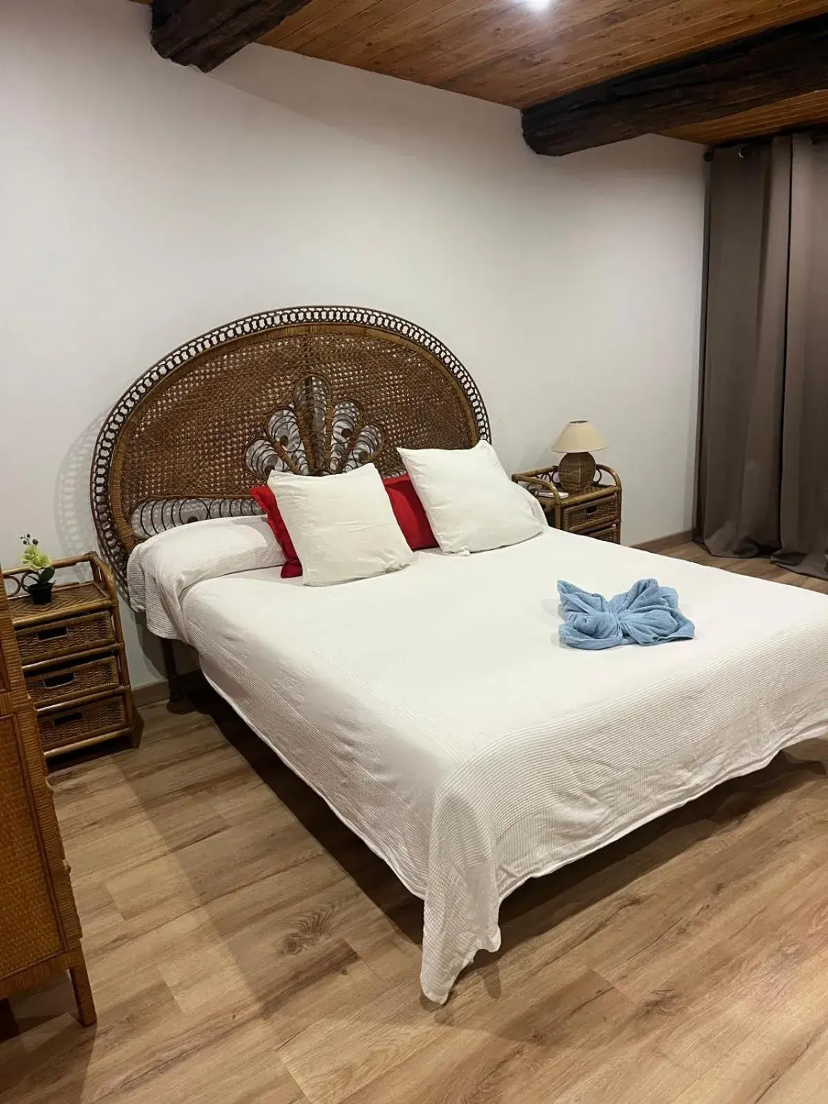 Double Room in Albergue Bergando Double Room in Albergue Bergando