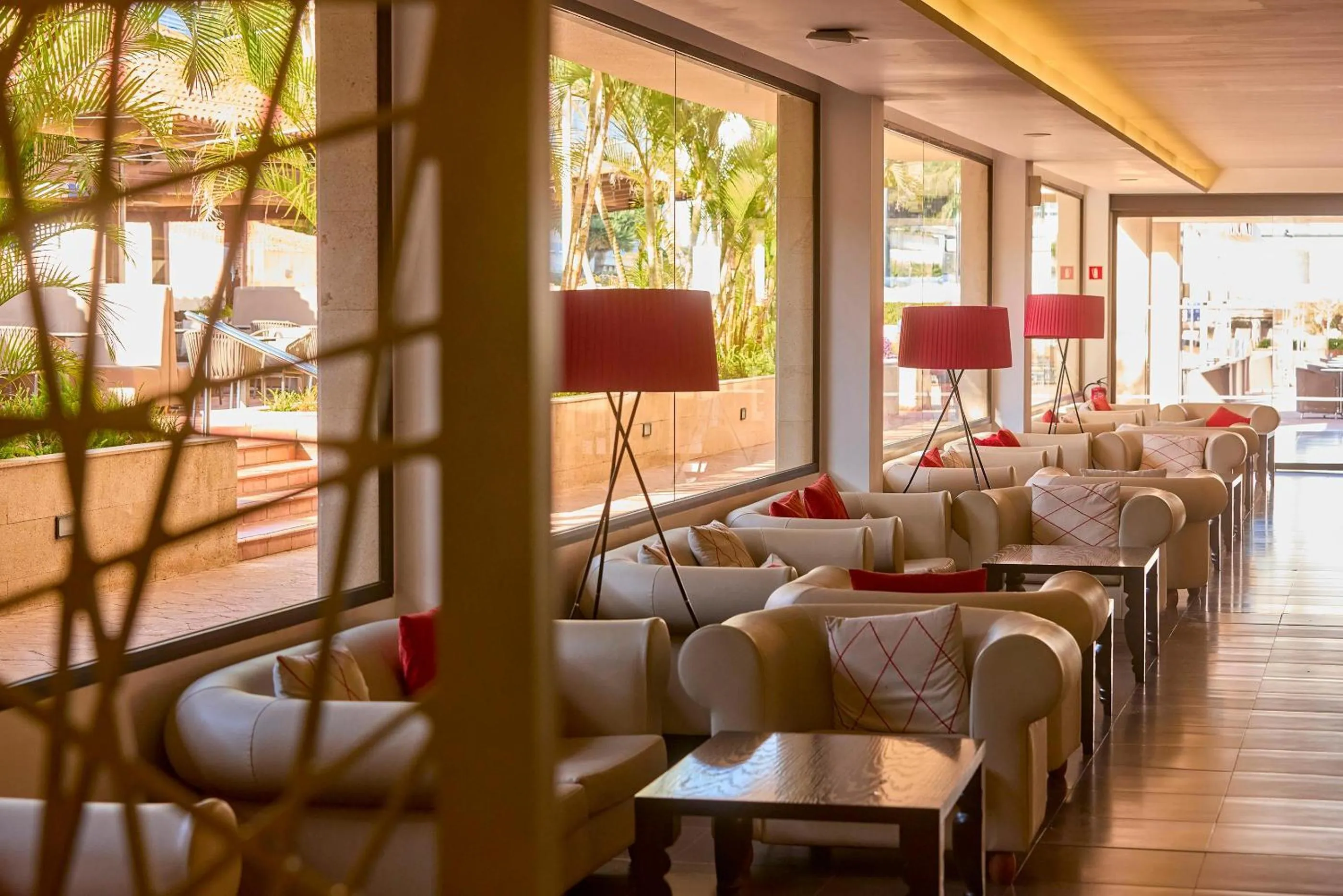 Lounge or bar in Zafiro Rey Don Jaime