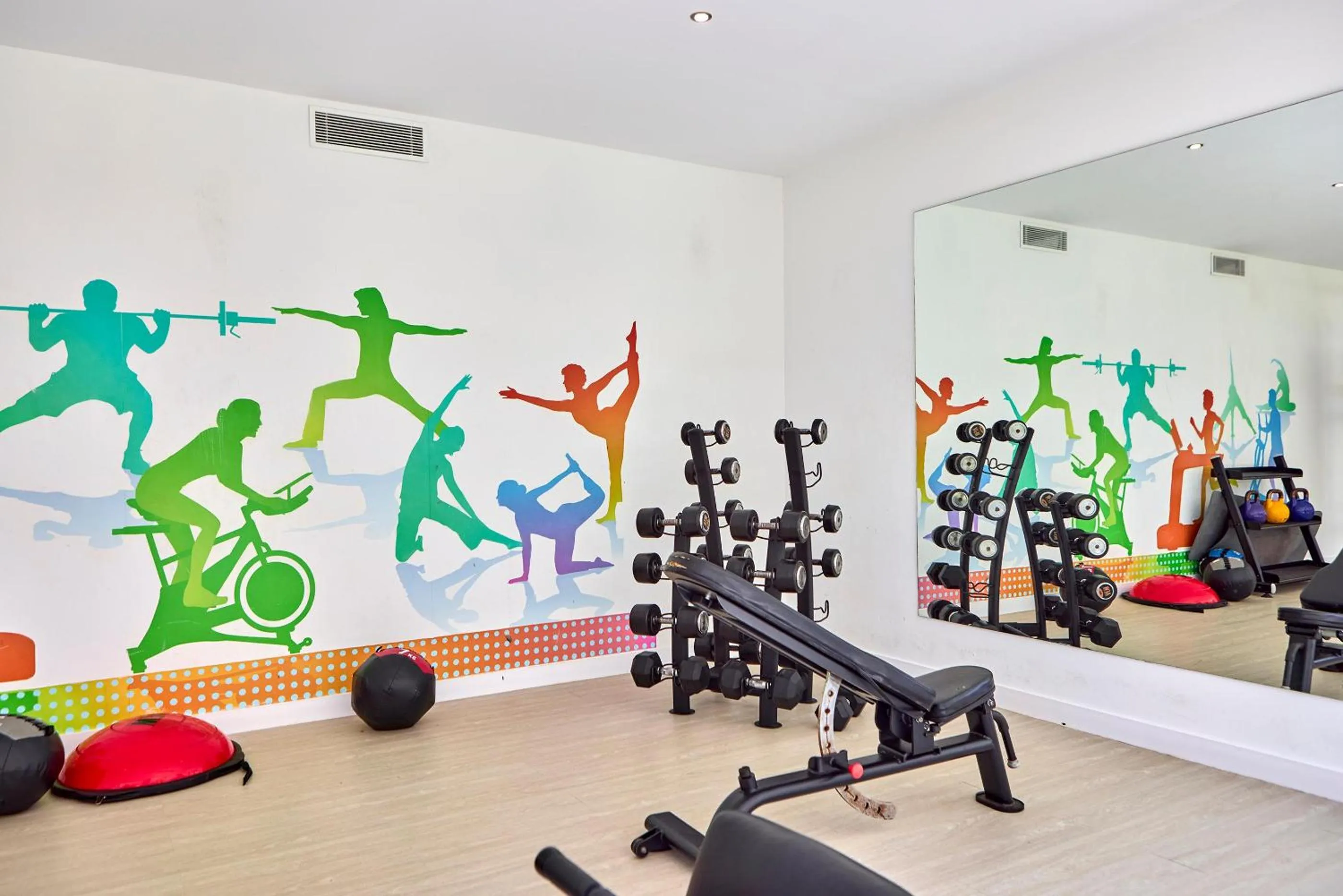 Activities in Zafiro Rey Don Jaime