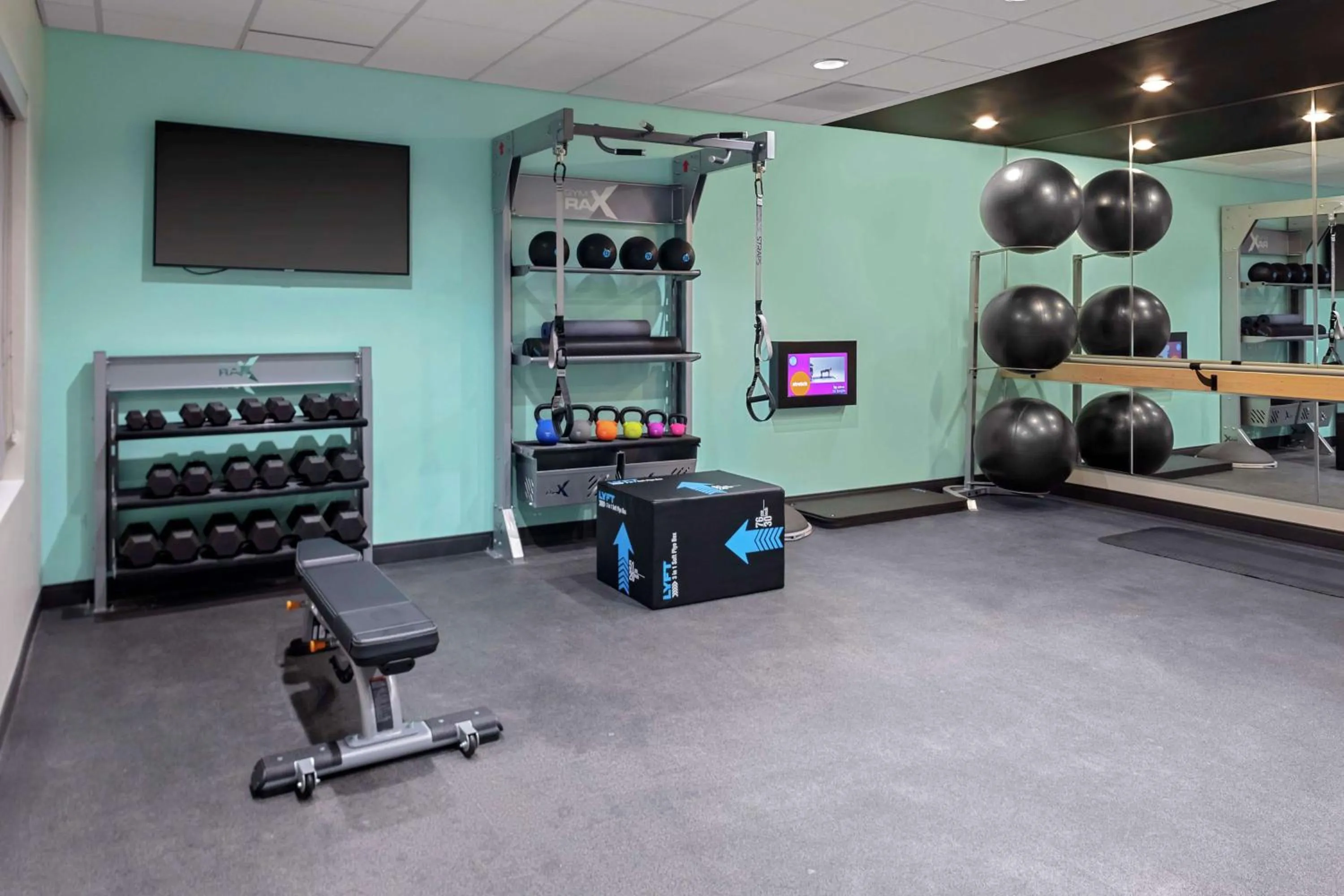 Fitness centre/facilities in Tru By Hilton Crossett