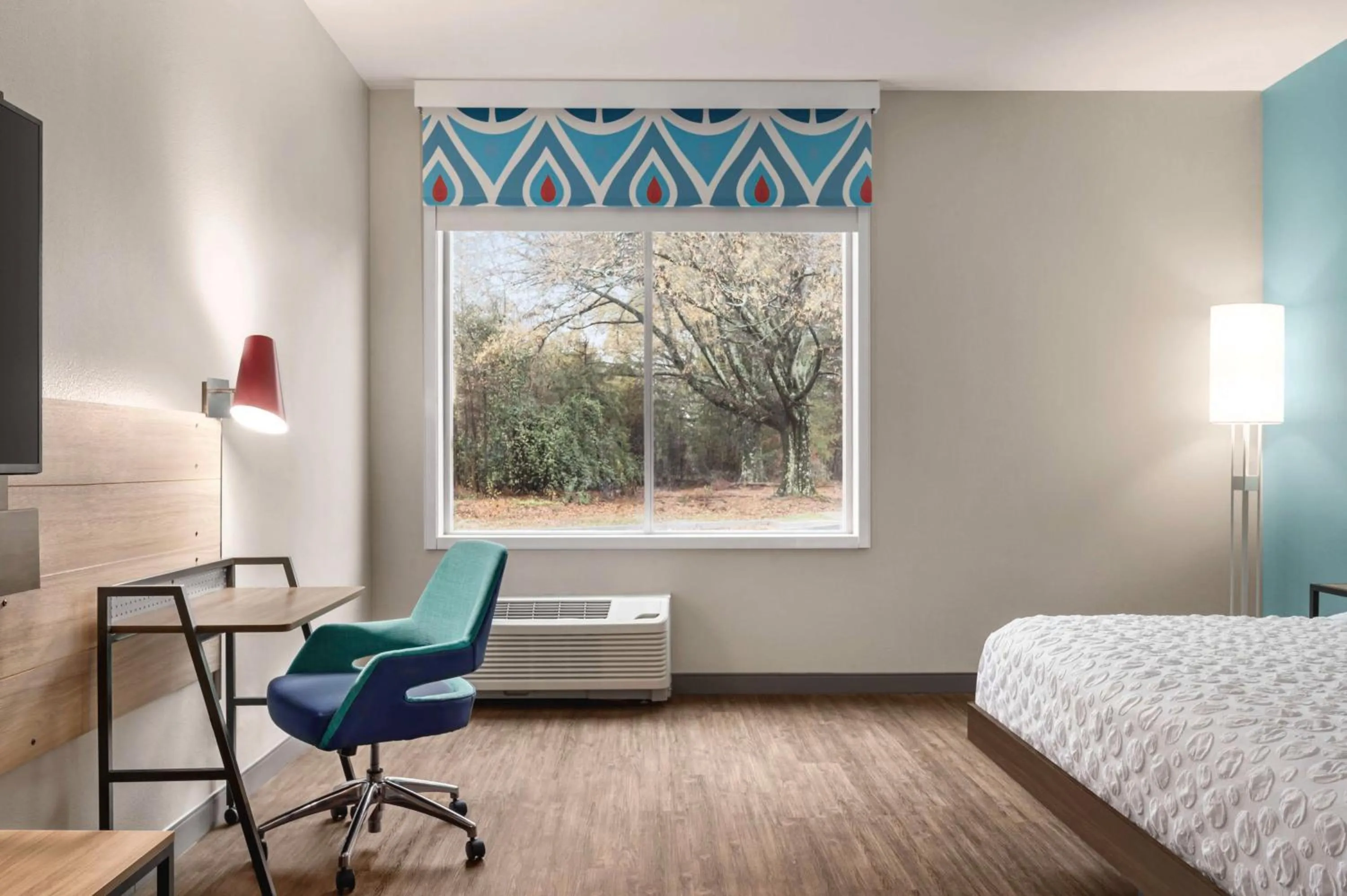 Bedroom, Bed in Tru By Hilton Greenville Woodruff Road, SC