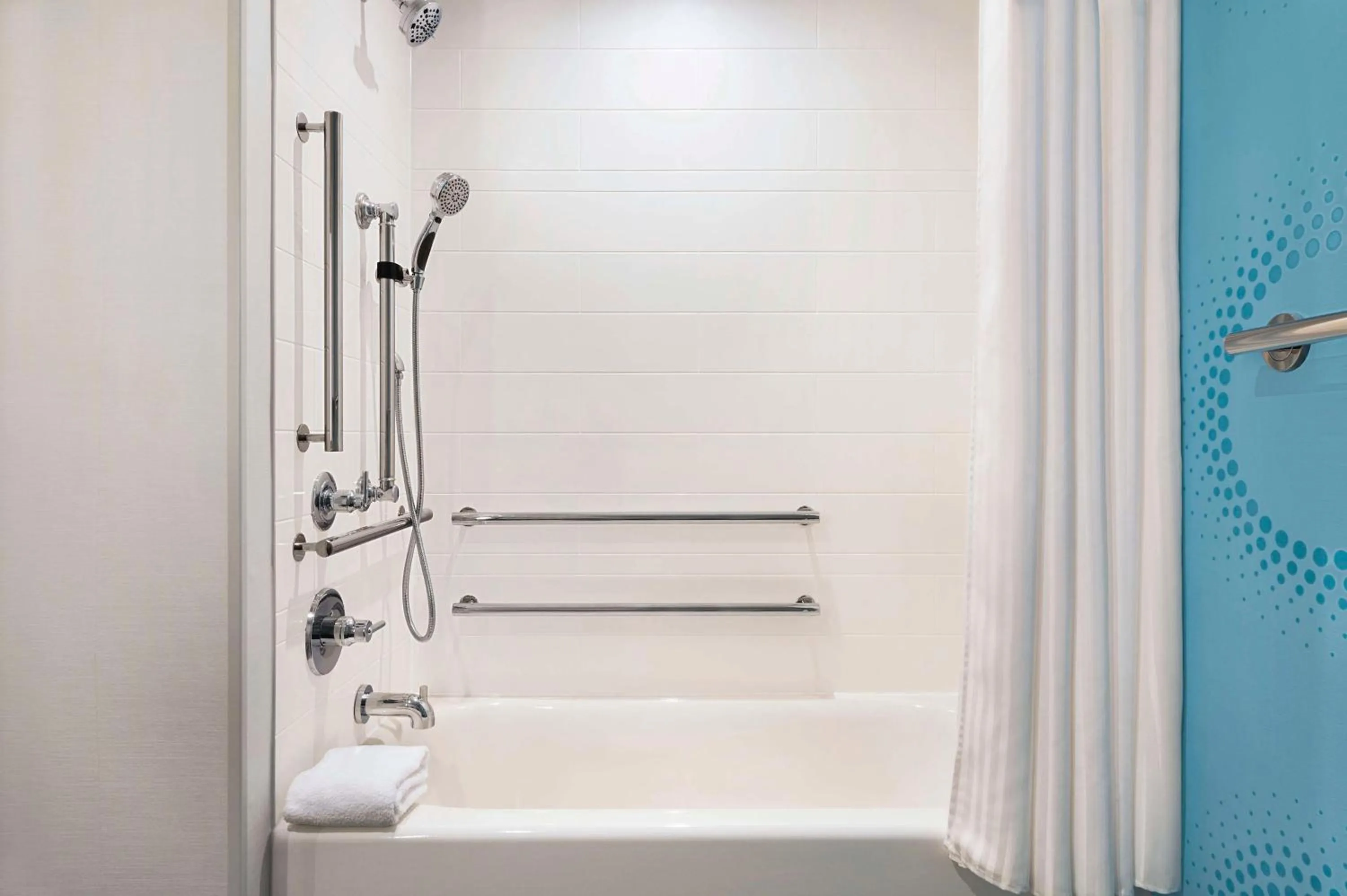 Bathroom in Tru By Hilton Greenville Woodruff Road, SC