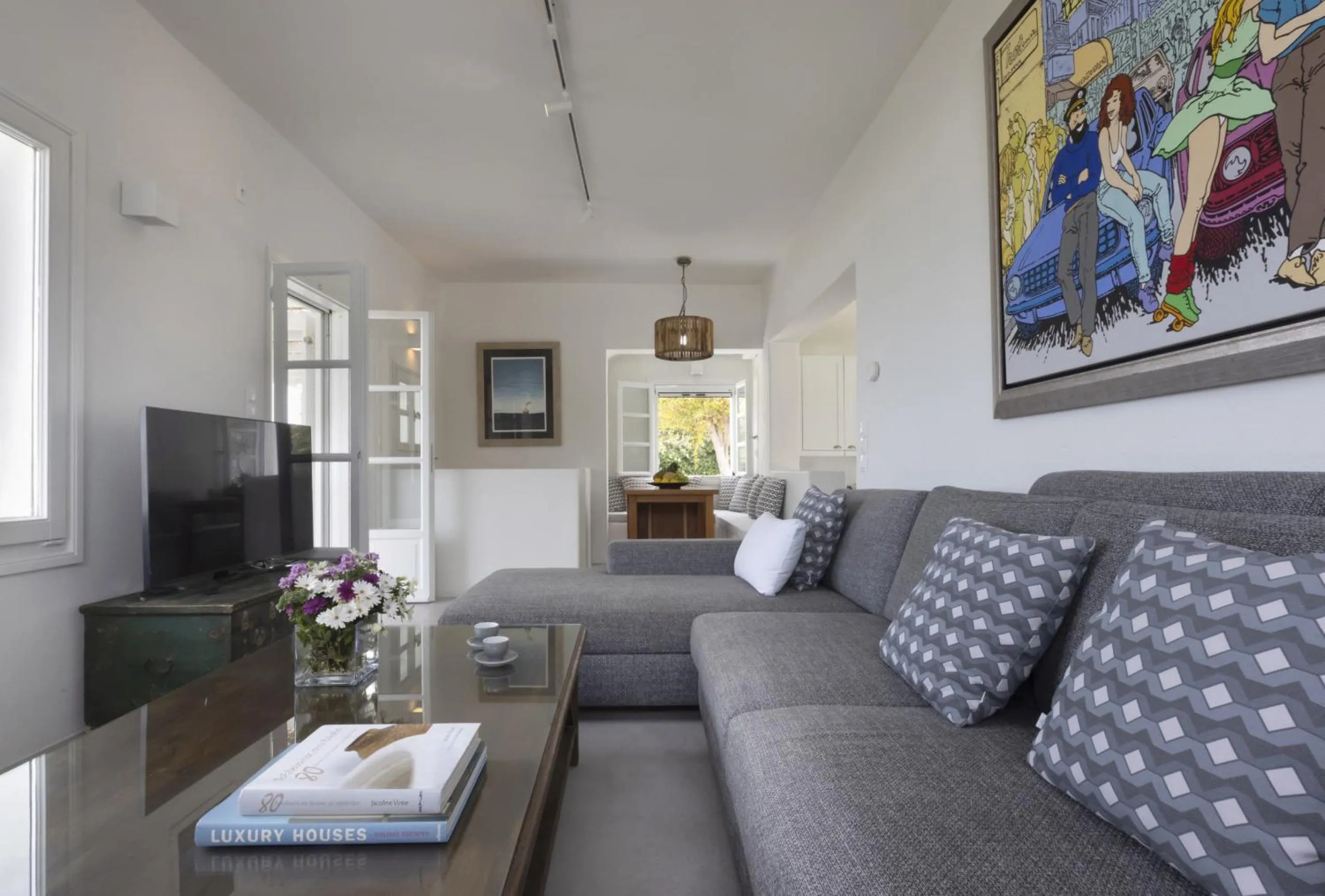 Communal lounge/ TV room in Villa Alkyoni · Beautiful 8-person Family Villa with Great Views