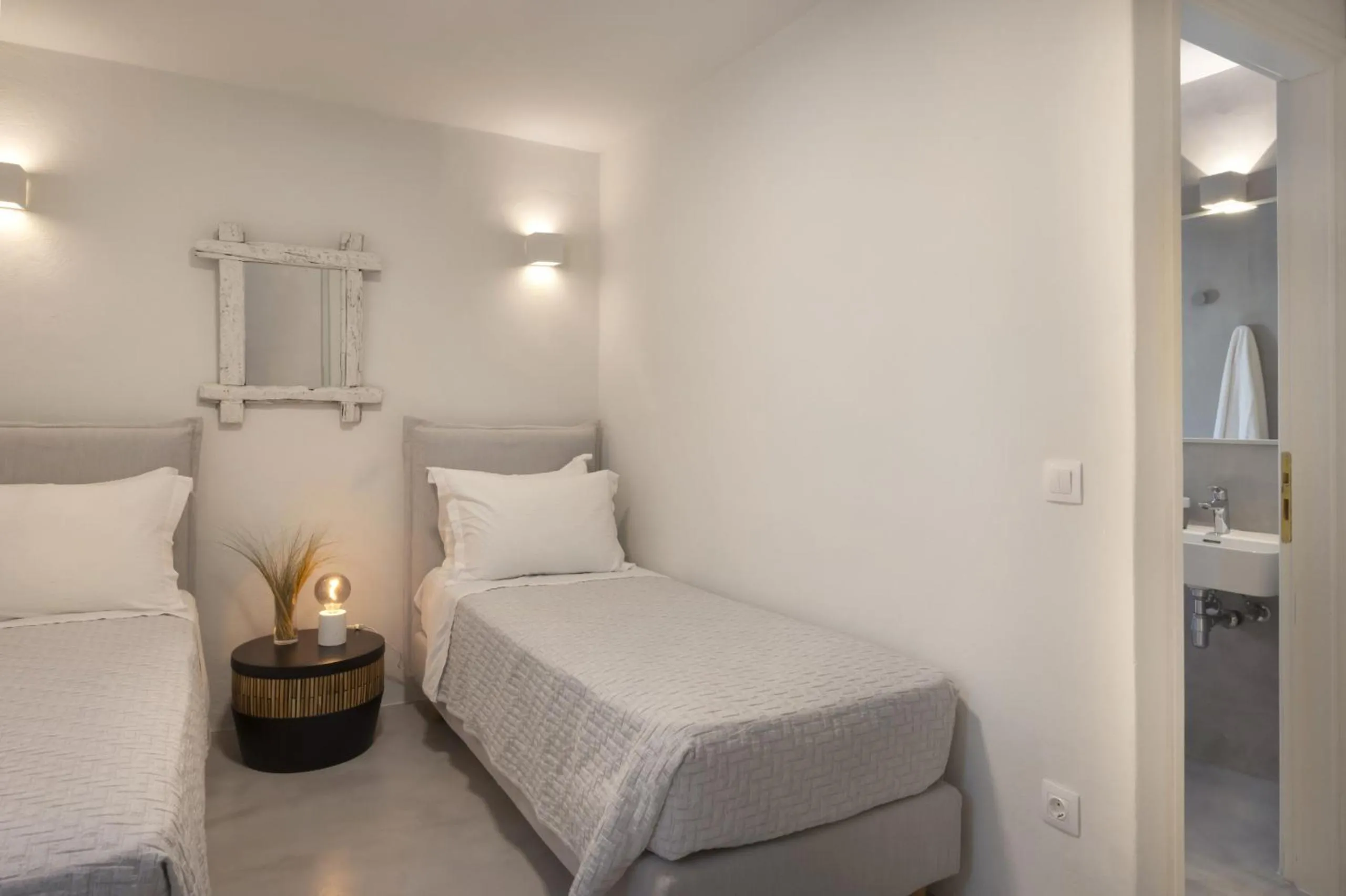 Bed in Villa Alkyoni · Beautiful 8-person Family Villa with Great Views